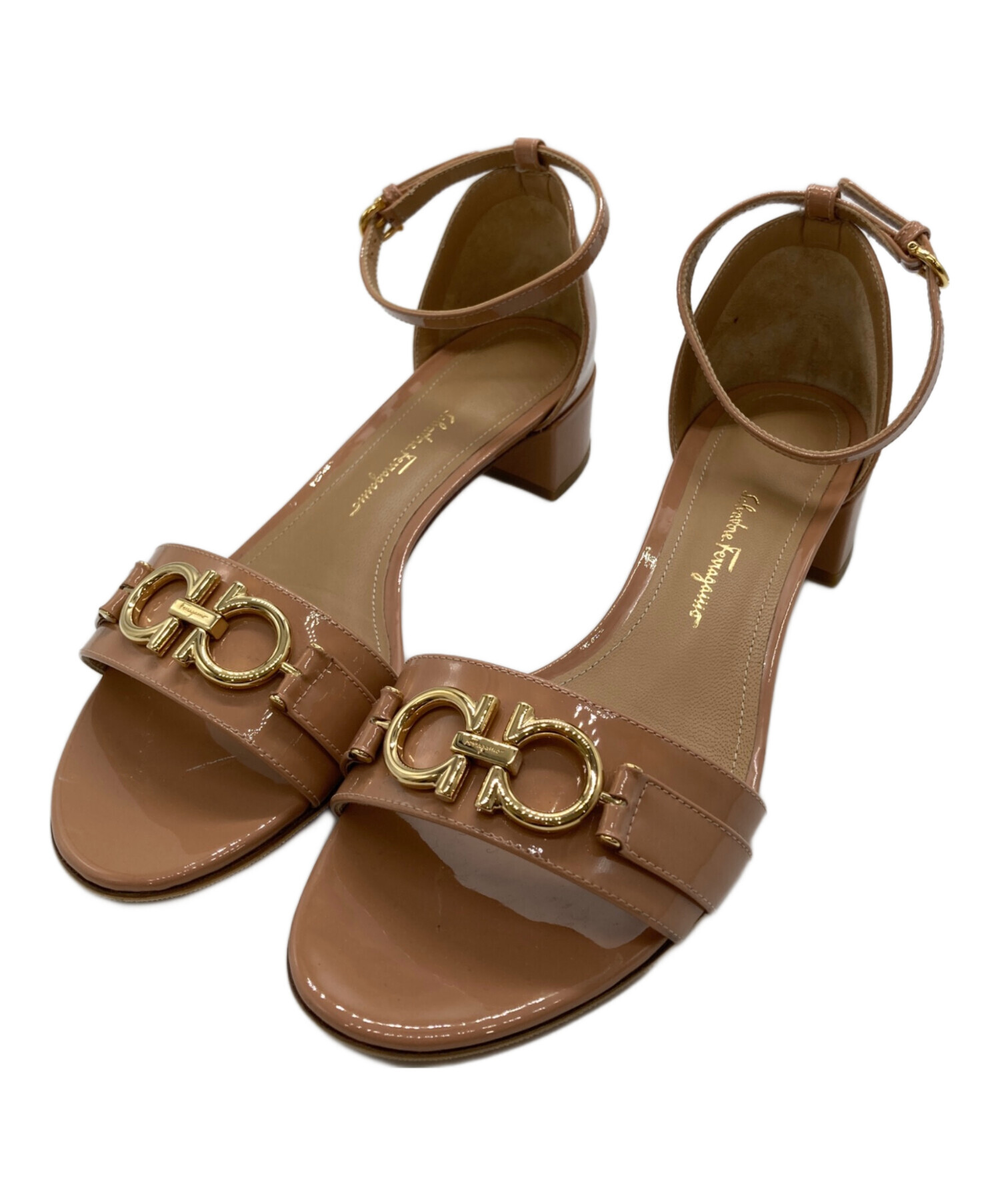 ★Ferragamo★ピンクベージュサンダル★8/5D 中古・古着通販】Salvatore Ferragamo (サルヴァトーレ フェラガモ