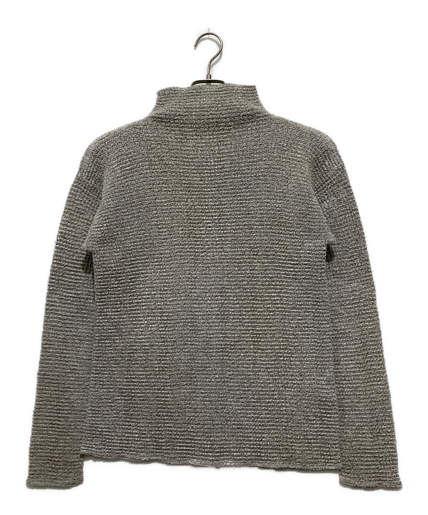 イッセイミヤケ　ISSAY MIYAKE ニット　変形　グレー　タートルネック 中古・古着通販】ISSEY MIYAKE (イッセイミヤケ) タートルネック