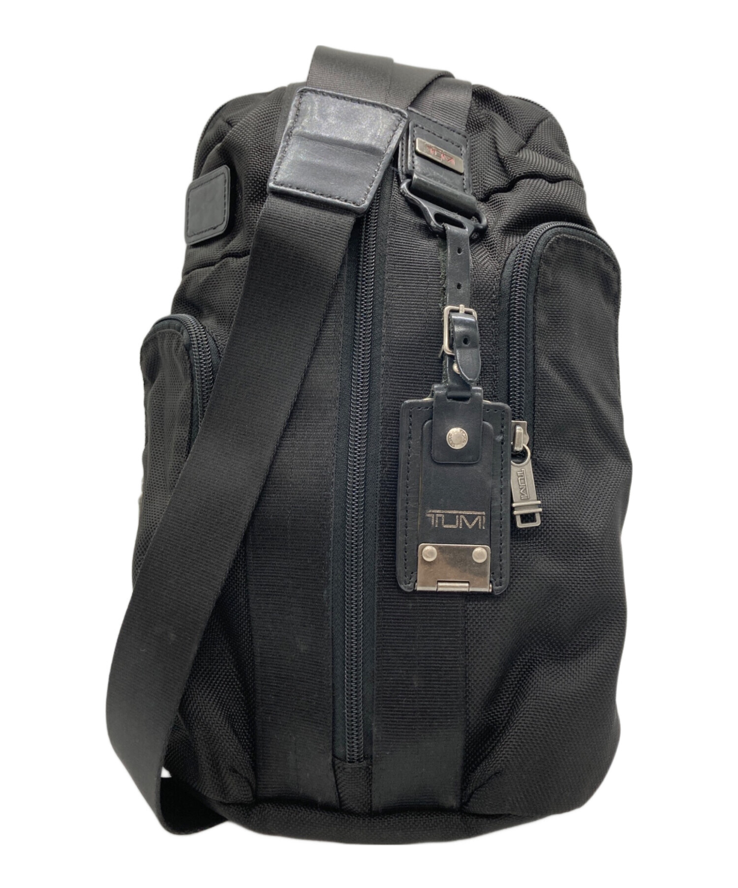 【フォーカスマン】TUMI ボディバッグ スリング モントレー ブラック 中古・古着通販】TUMI (トゥミ) モントレースリングバッグ