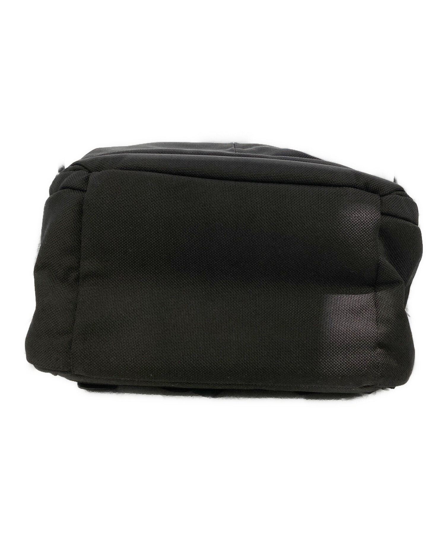 中古・古着通販】Incase (インケース) Tracks Backpack 18L ブラック 
