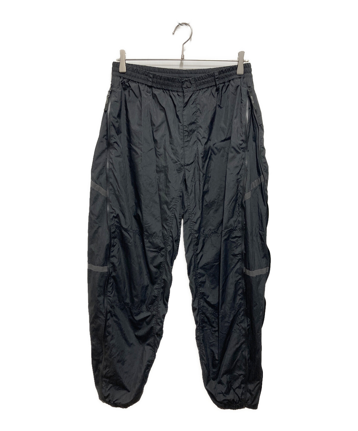 ROTOL ロトル REFLECT TRACK PANTS リフレクトトラックパンツ R13PYC5 2 MINT イージー ナイロン ボトムス【中古】【ROTOL】 中古・古着通販】ROTOL (ロトル) REFLECT TRACK PANTS ブラック サイズ