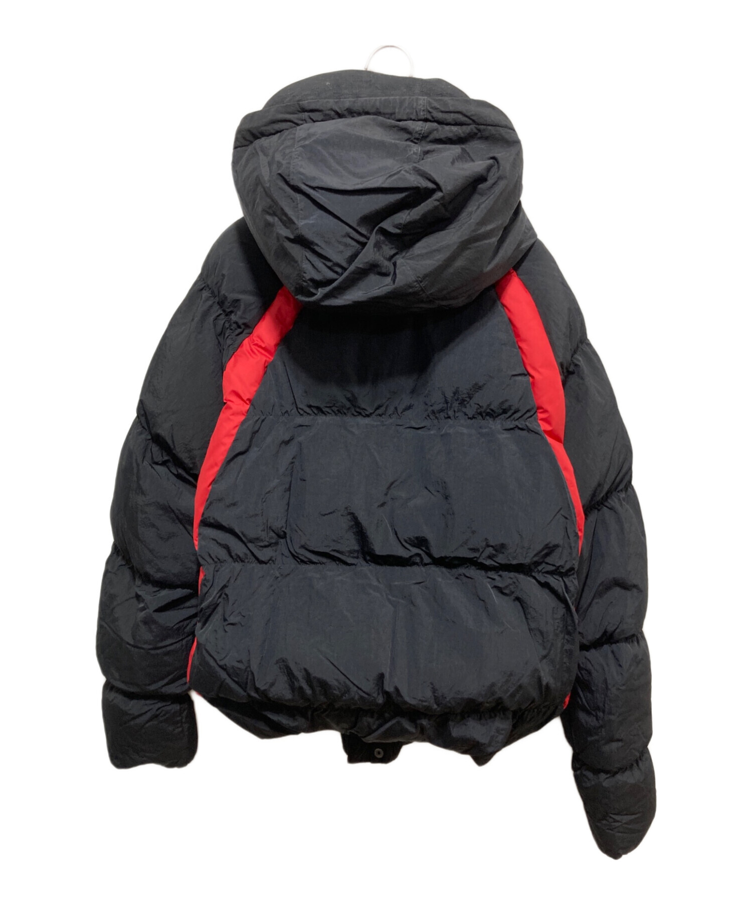 中古・古着通販】NIKE (ナイキ) ダウンジャケット ブラック×レッド