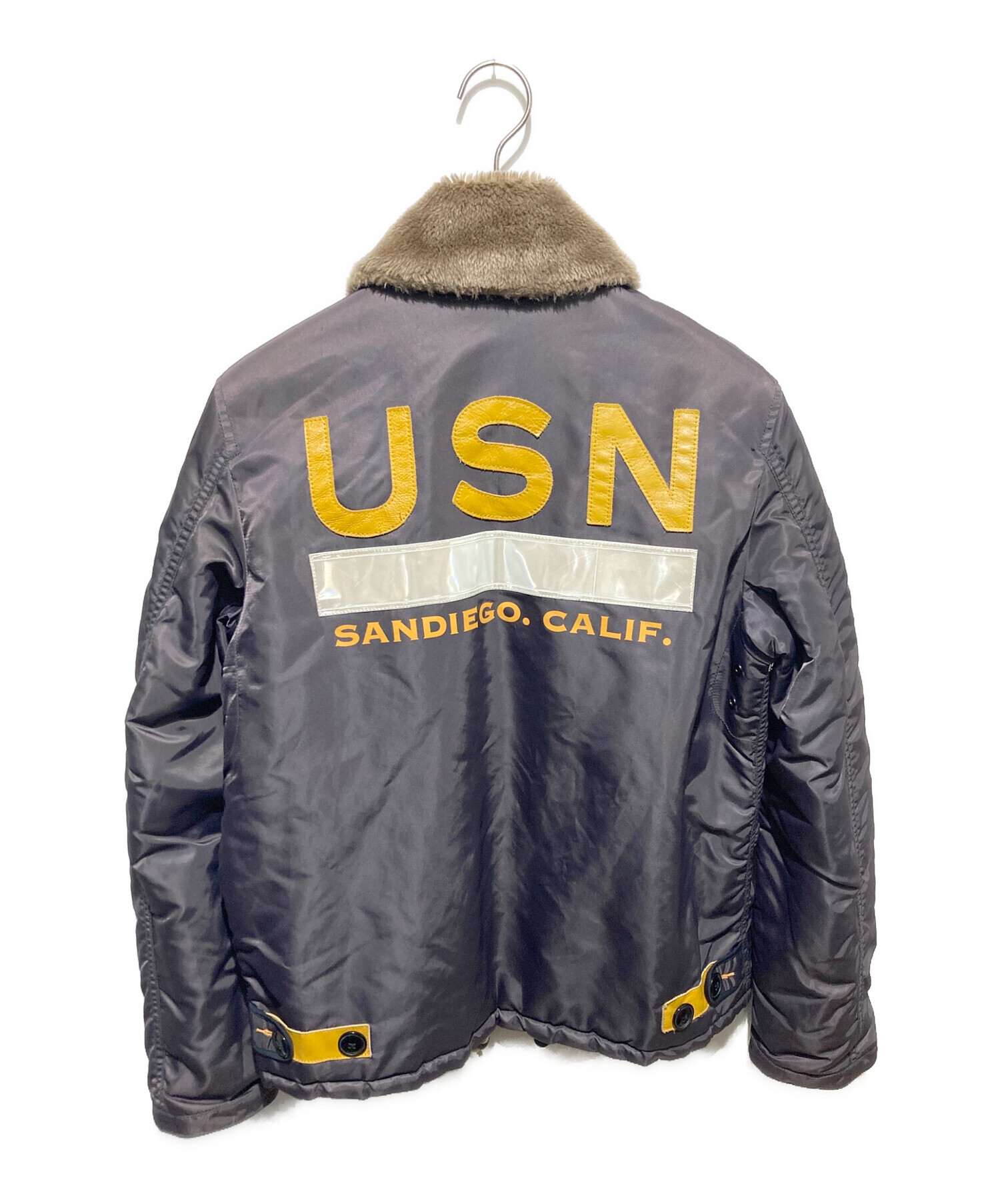 中古・古着通販】AVIREX (アヴィレックス) us navy sandiego calif