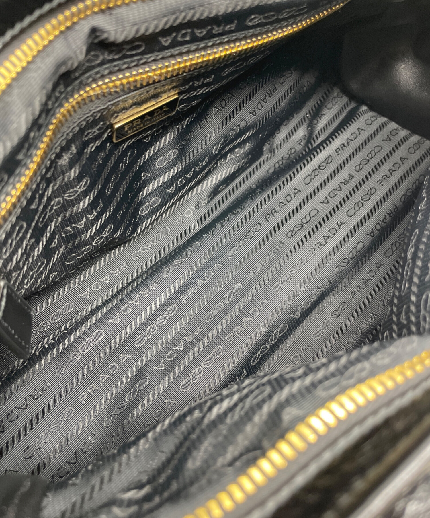 中古・古着通販】PRADA (プラダ) ボニー ミディアム レザー