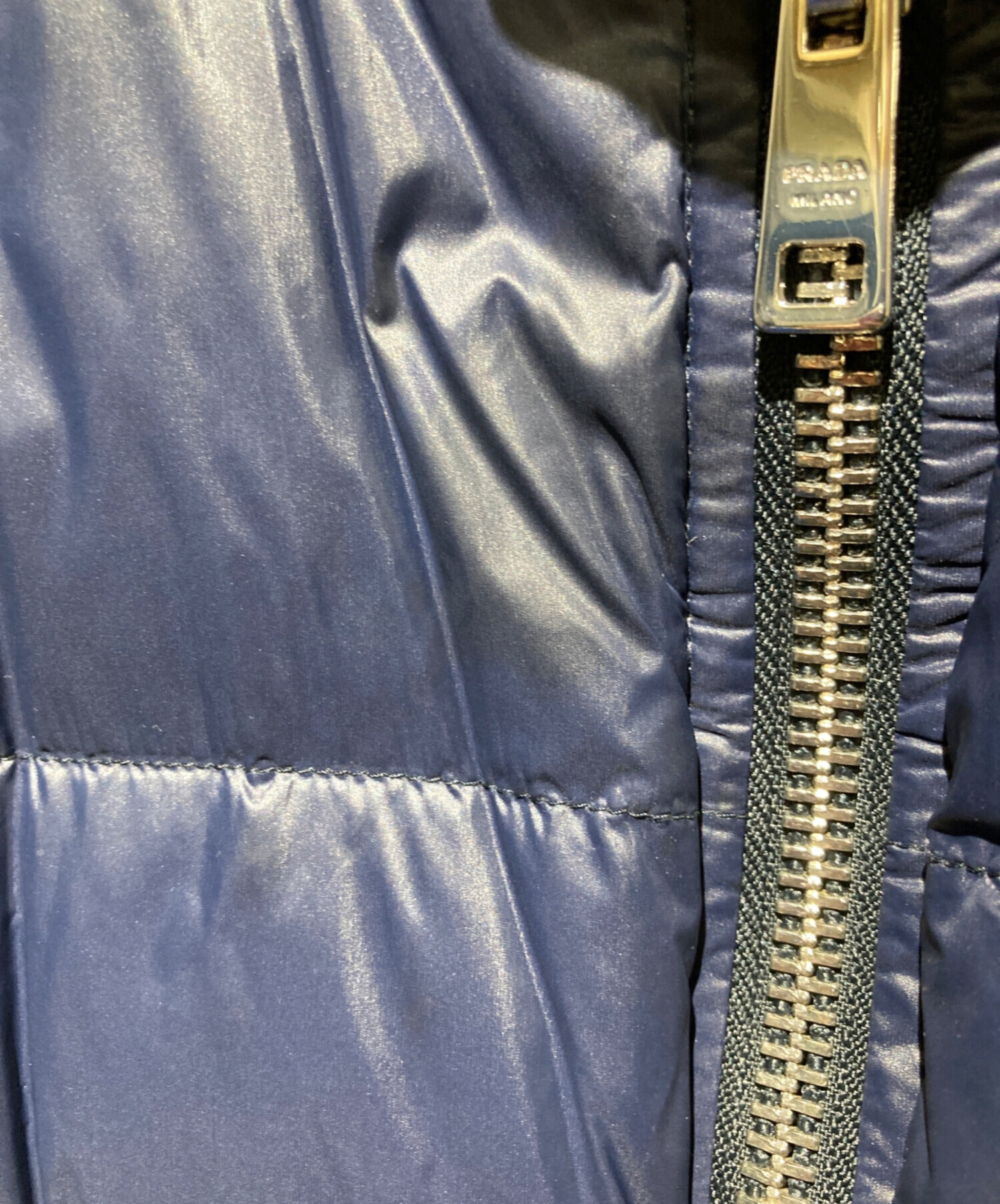 中古・古着通販】PRADA (プラダ) 三角ロゴプレートダウンジャケット