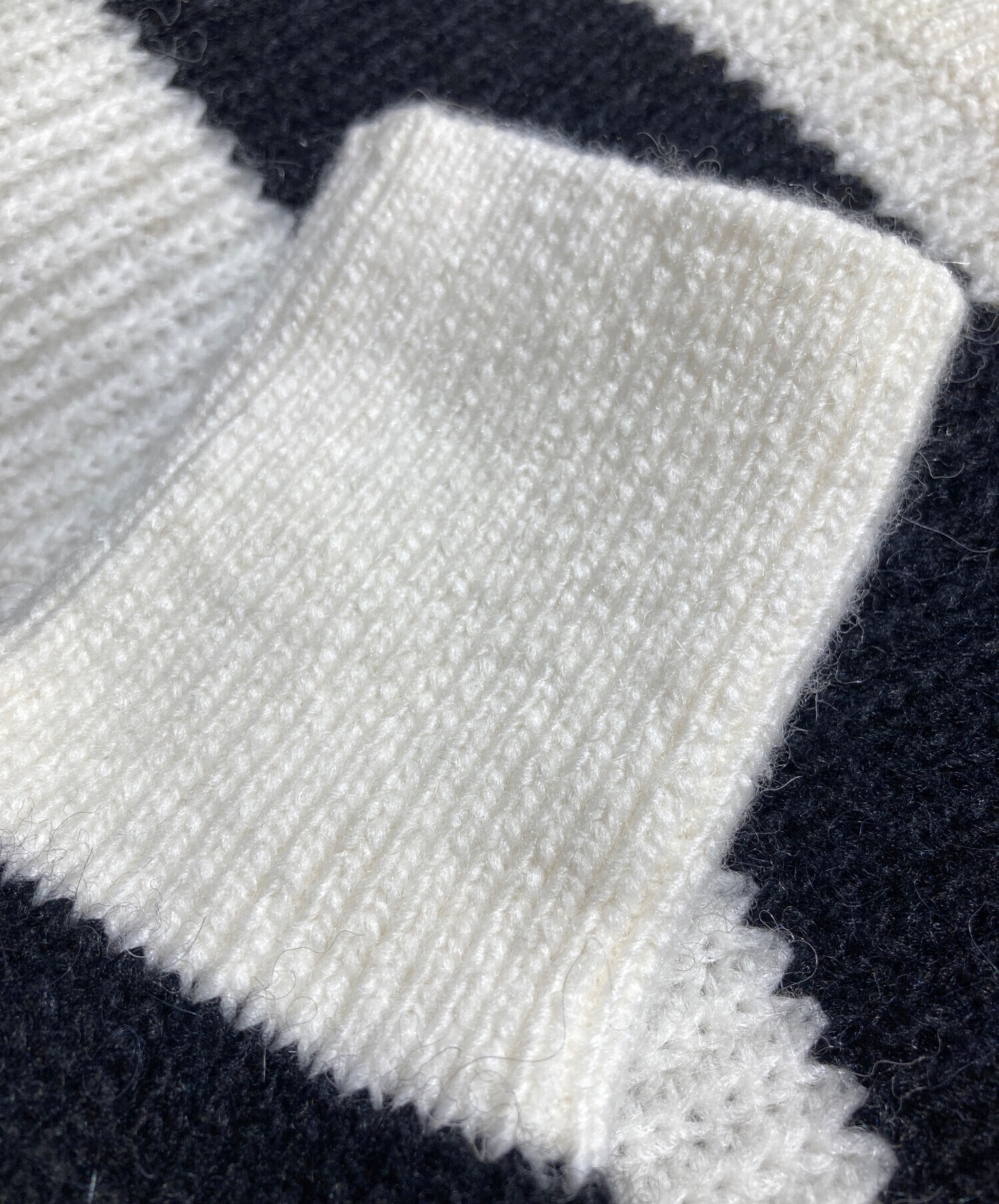 Ami ニット　タートルネック　ボーダー　L ブラック　ホワイト 中古・古着通販】AMI Alexandre Mattiussi (アミアレクサンドルマ