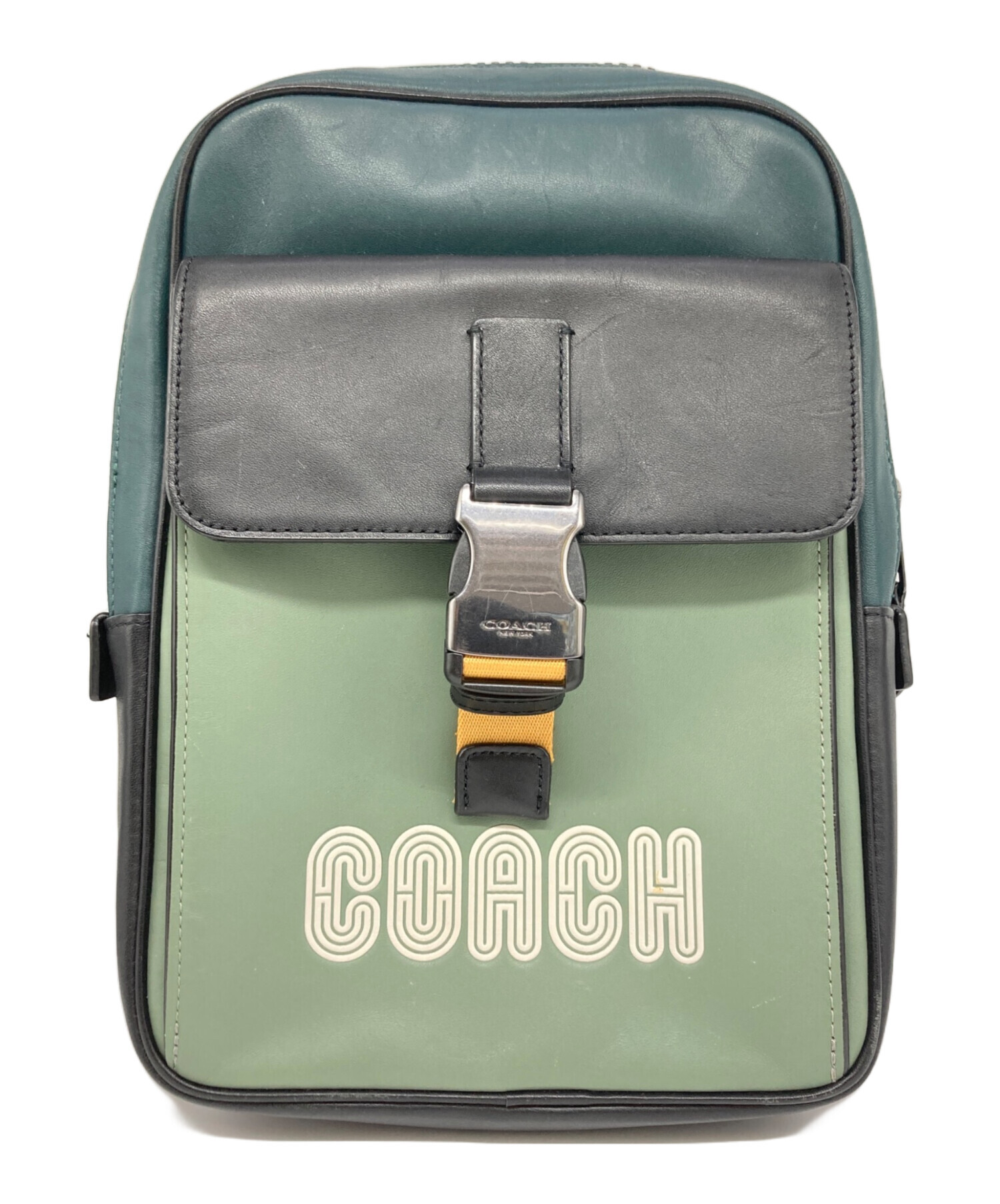 yasukiti1997様 コーチ シグネチャー カラーブロック ボディバッグ 中古・古着通販】COACH (コーチ) ボディーバッグ/トラック パック