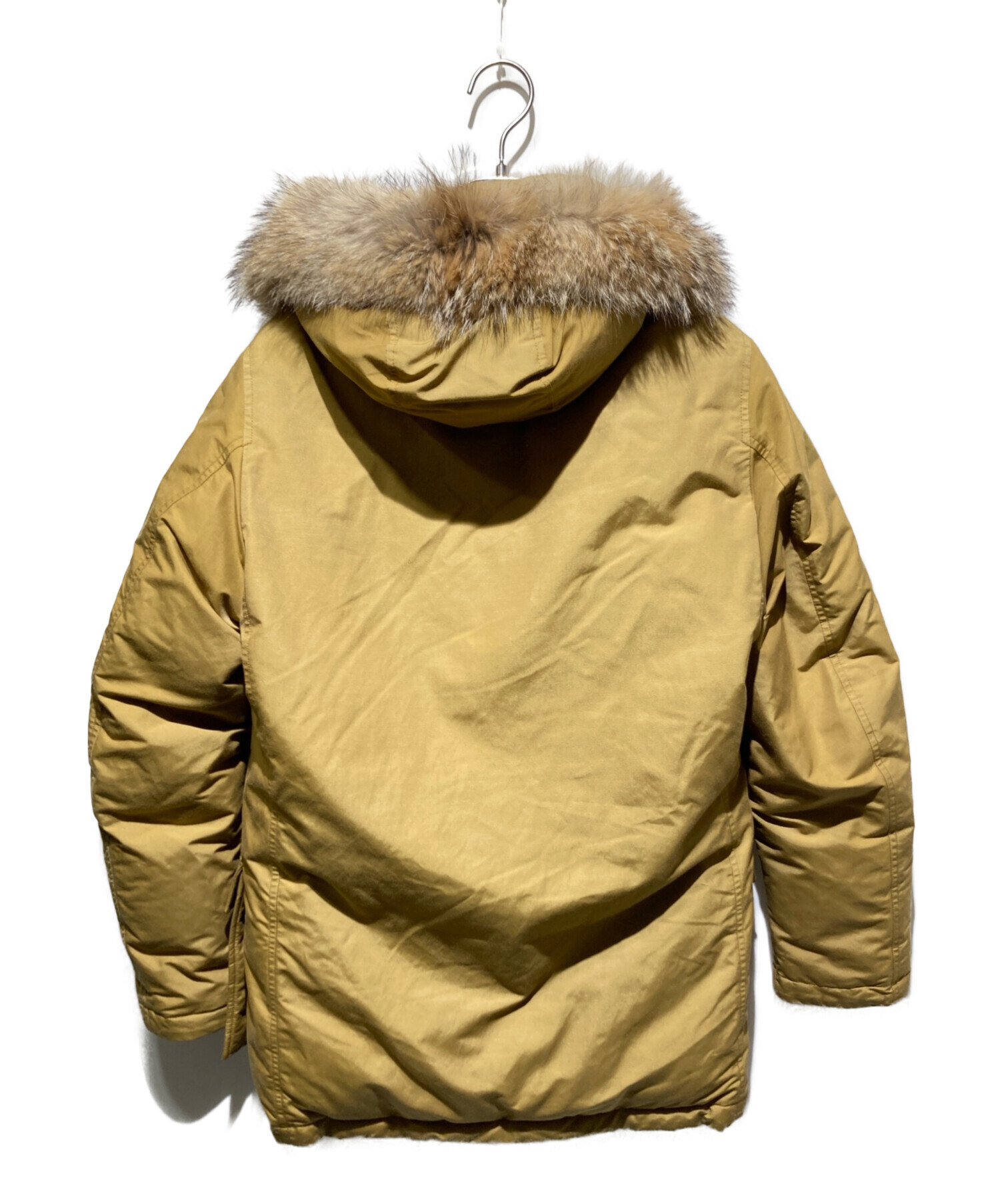 新品同様 woolrich ウールリッチ アークティックパーカー S ベージュ 中古・古着通販】WOOLRICH (ウールリッチ) ダウンジャケット/ARCTIC