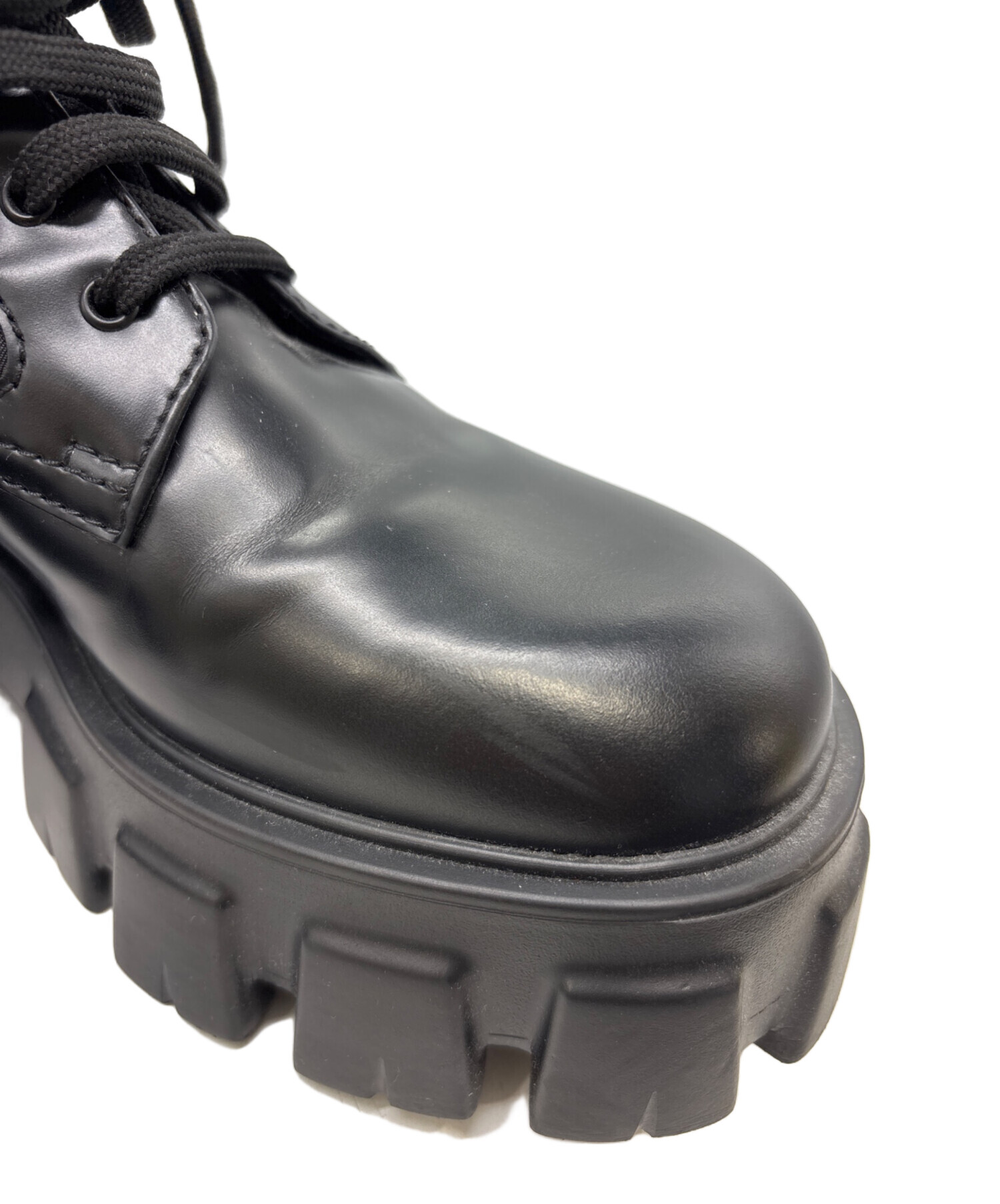 中古・古着通販】PRADA (プラダ) モノリスコンバットブーツ ブラック