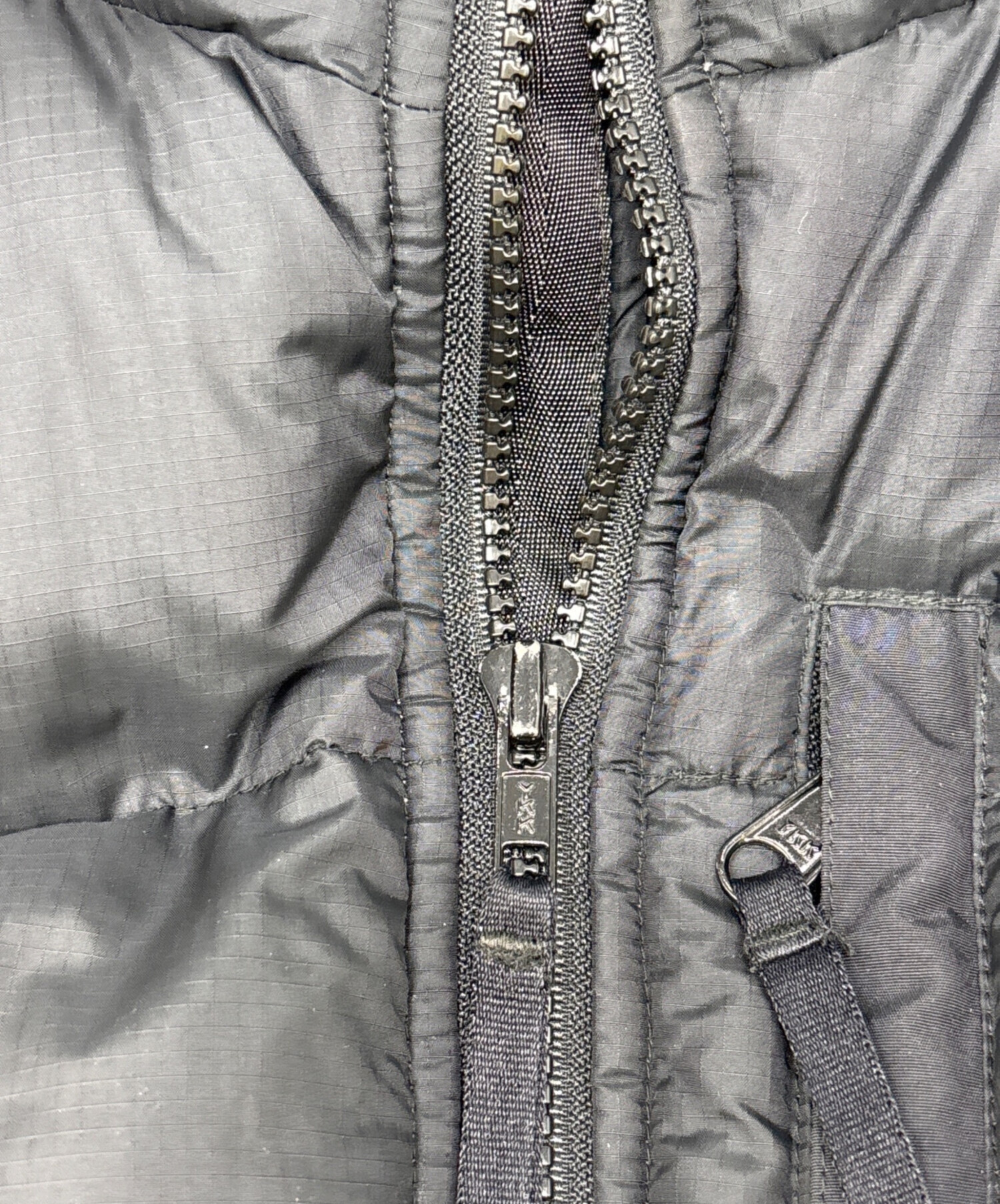 中古・古着通販】MOUNTAIN HARD WEAR (マウンテンハードウェア) ダウン