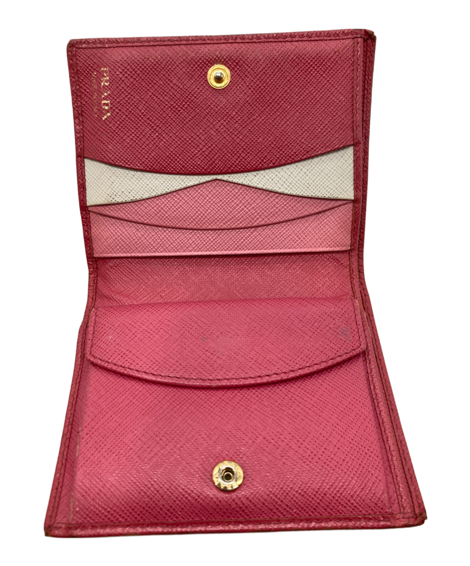 中古・古着通販】PRADA (プラダ) サフィアーノ 2つ折り財布 ピンク