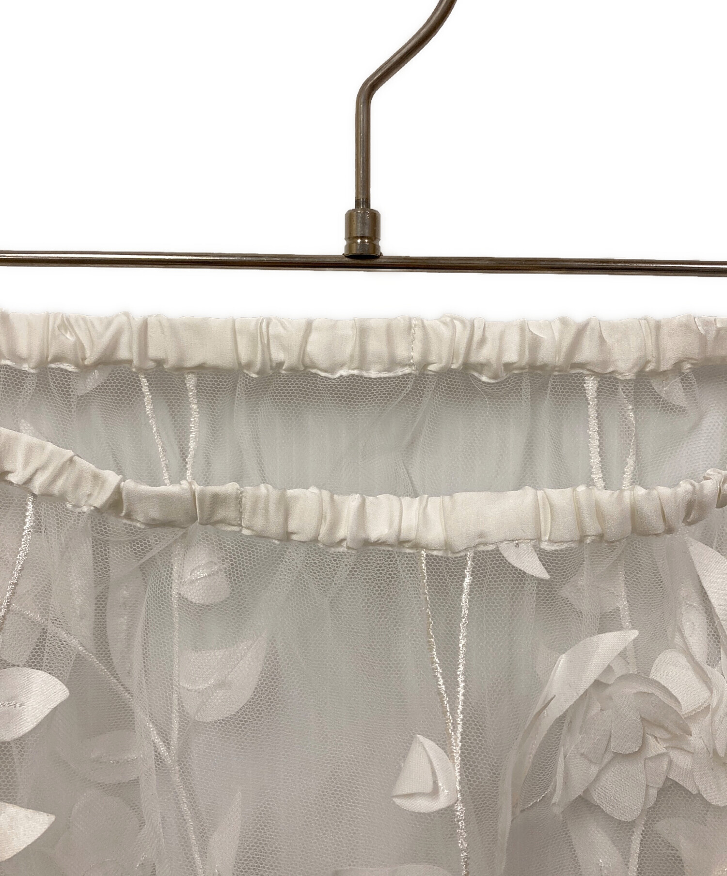 yae フラワーパターンレイヤードミニスカート 中古・古着通販】yae (ヤエ) フラワーパターンレイヤードミニスカート