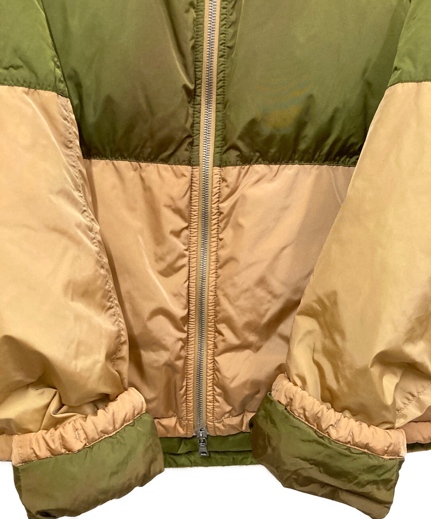 中古・古着通販】PRADA (プラダ) ダウンジャケット カーキ×ベージュ 