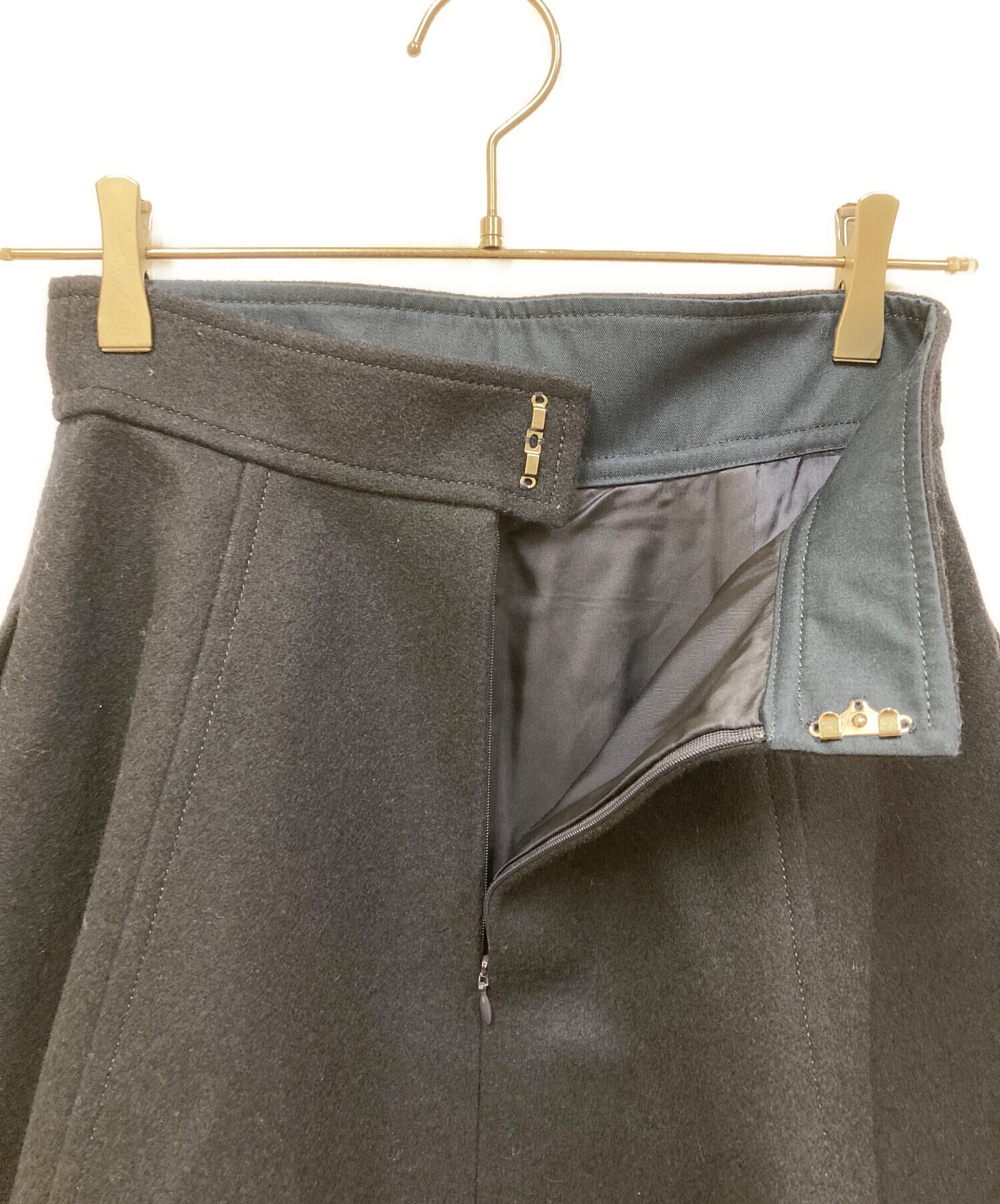 中古・古着通販】SHE Tokyo (シートーキョー) メルトンフレアスカート