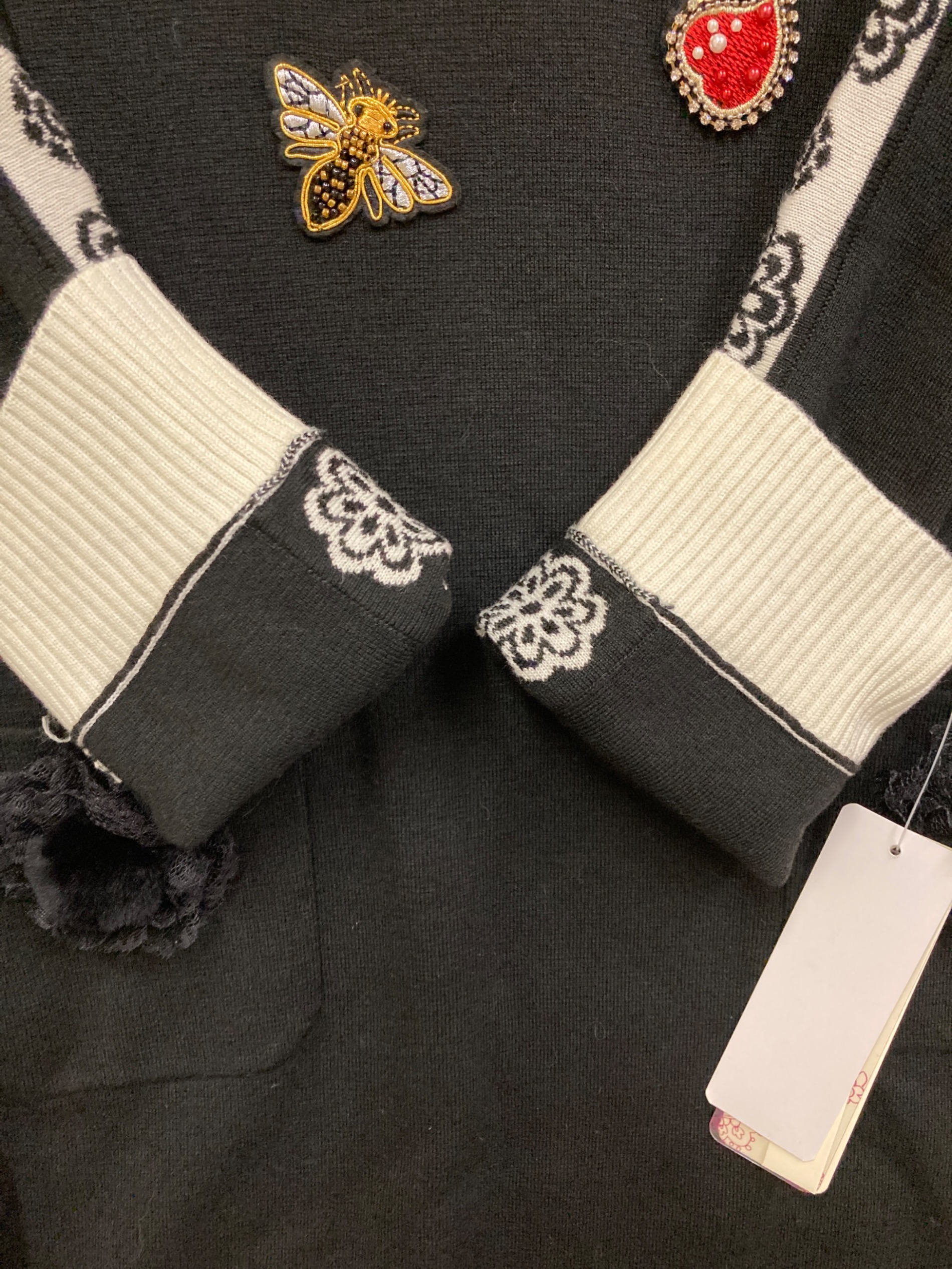 スーパービューティー☆44☆新品タグ付き胸元刺繍のタートルネックニットワンピース 中古・古着通販】Super Beauty (スーパービューティ) ニットワンピース