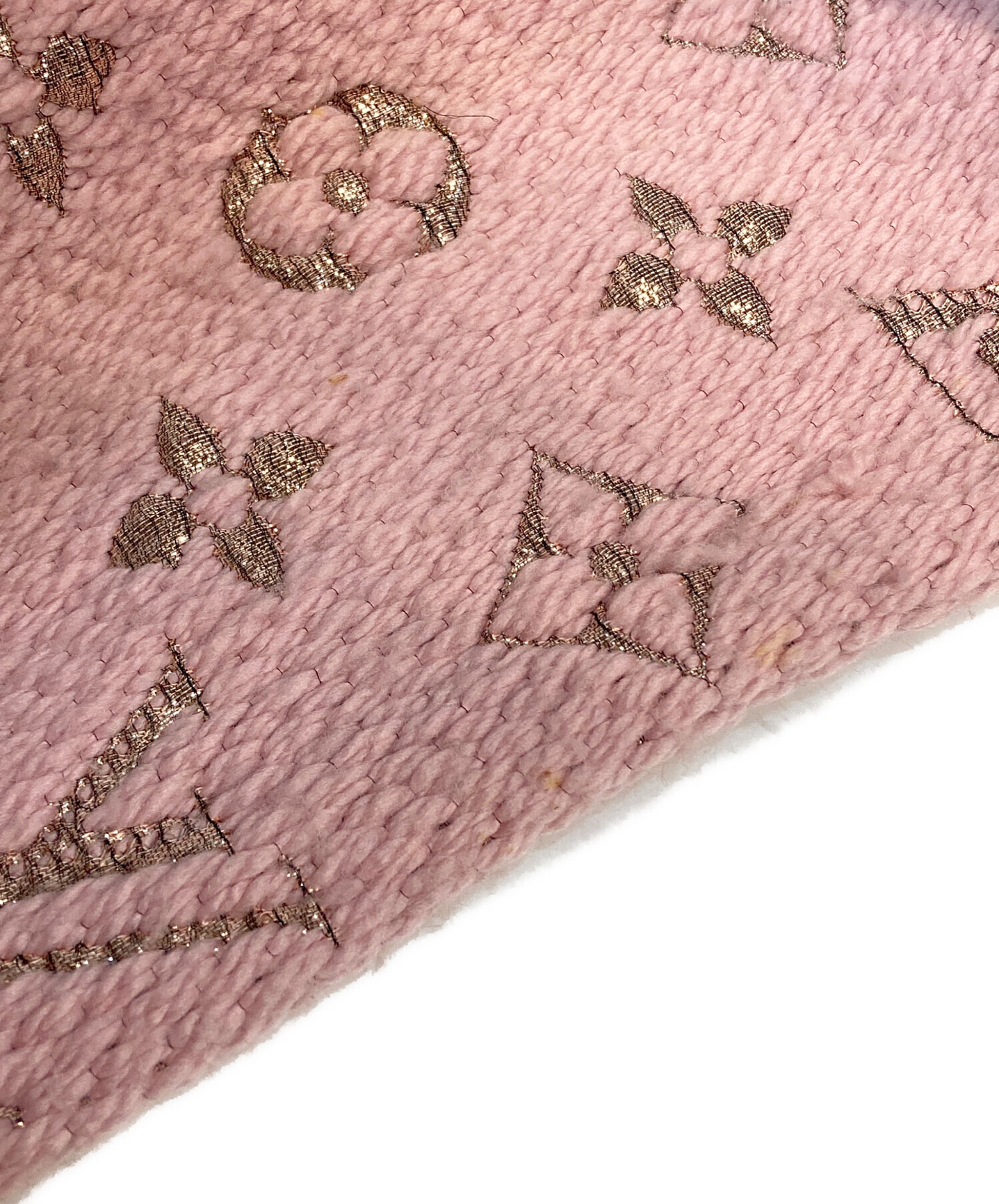 Louis Vuitton ピンク ロゴ刺繍 マフラー 中古・古着通販】LOUIS VUITTON (ルイ ヴィトン) エシャルプ ロゴ