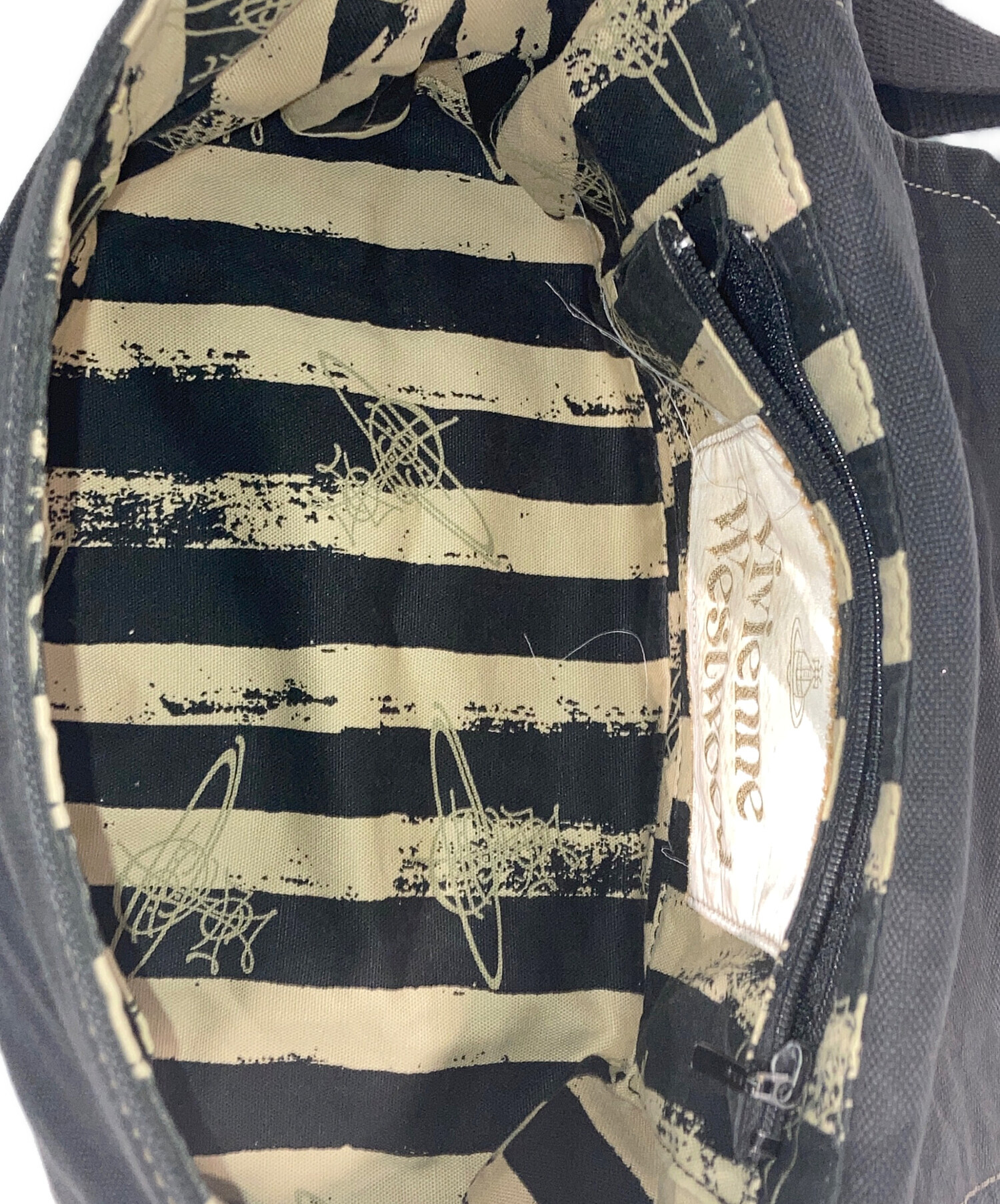 中古・古着通販】Vivienne Westwood (ヴィヴィアンウエストウッド 中古・古着通販】Vivienne Westwood (ヴィヴィアンウエストウッド