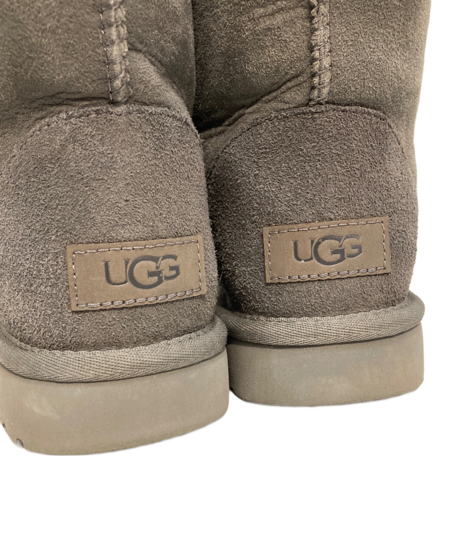 中古・古着通販】UGG (アグ) Classic Short II グレー サイズ:SIZE