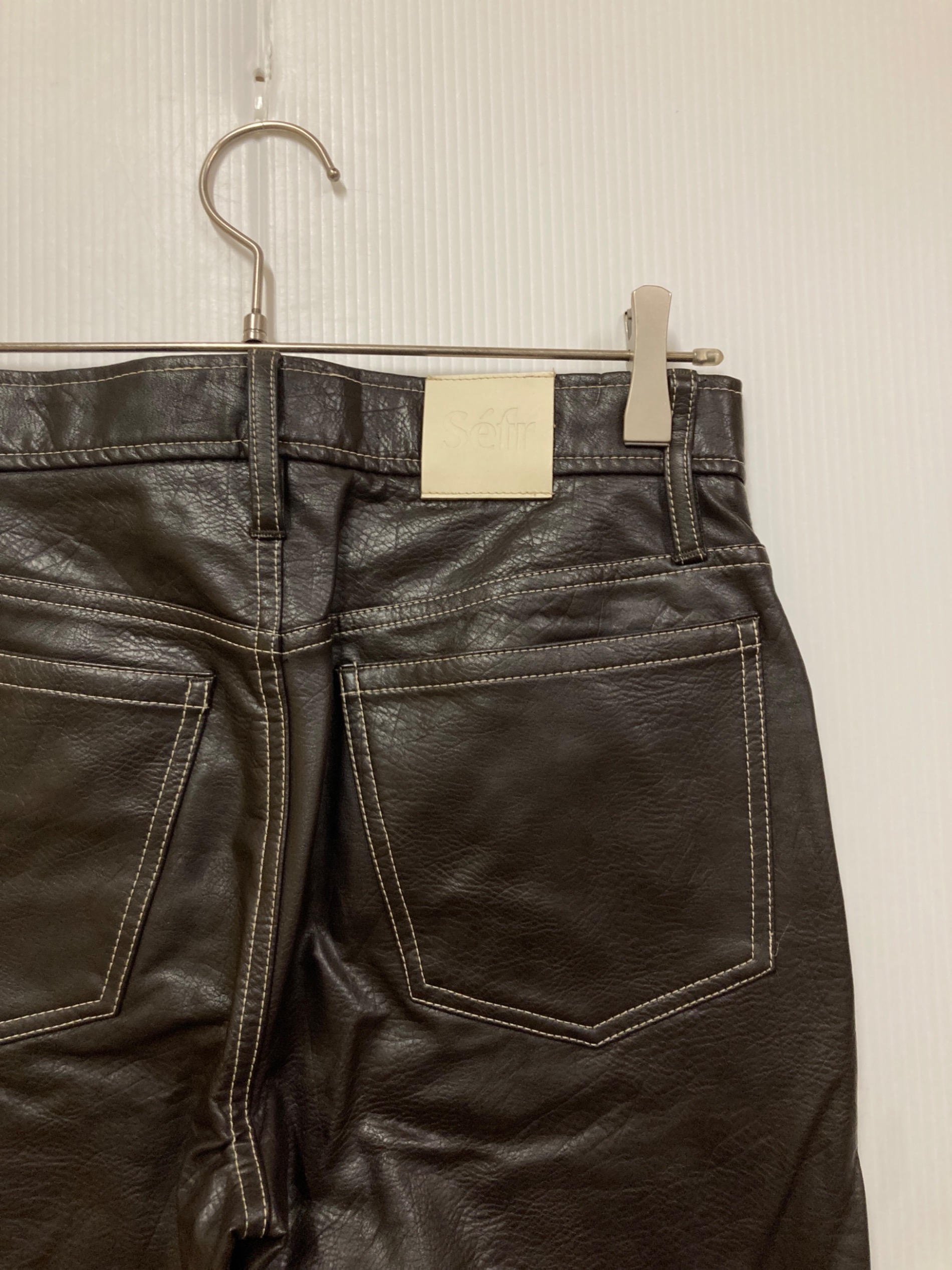 中古・古着通販】Sefr (セファ) エコレザーパンツ ブラウン サイズ:W28
