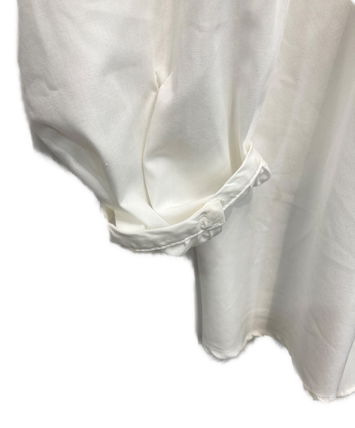 cen. フリル付きホワイト長袖Tシャツ Fサイズ 新品タグ付き 中古・古着通販】Cen. (セン) フリルブラウス ホワイト サイズ:FREE