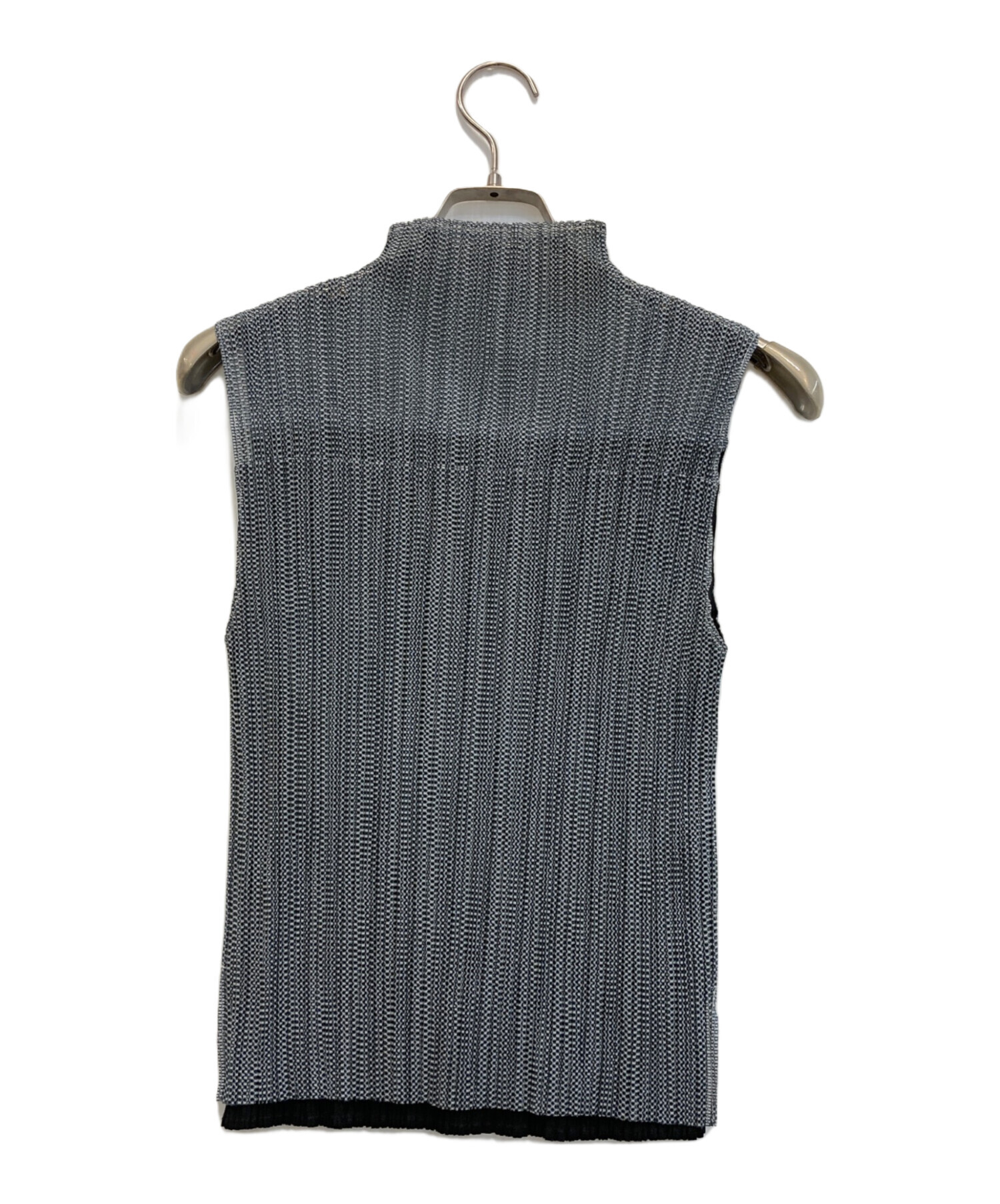 PLEATS PLEASE プリーツノースリーブベスト 中古・古着通販】PLEATS PLEASE (プリーツプリーズ) ジオメトリック柄
