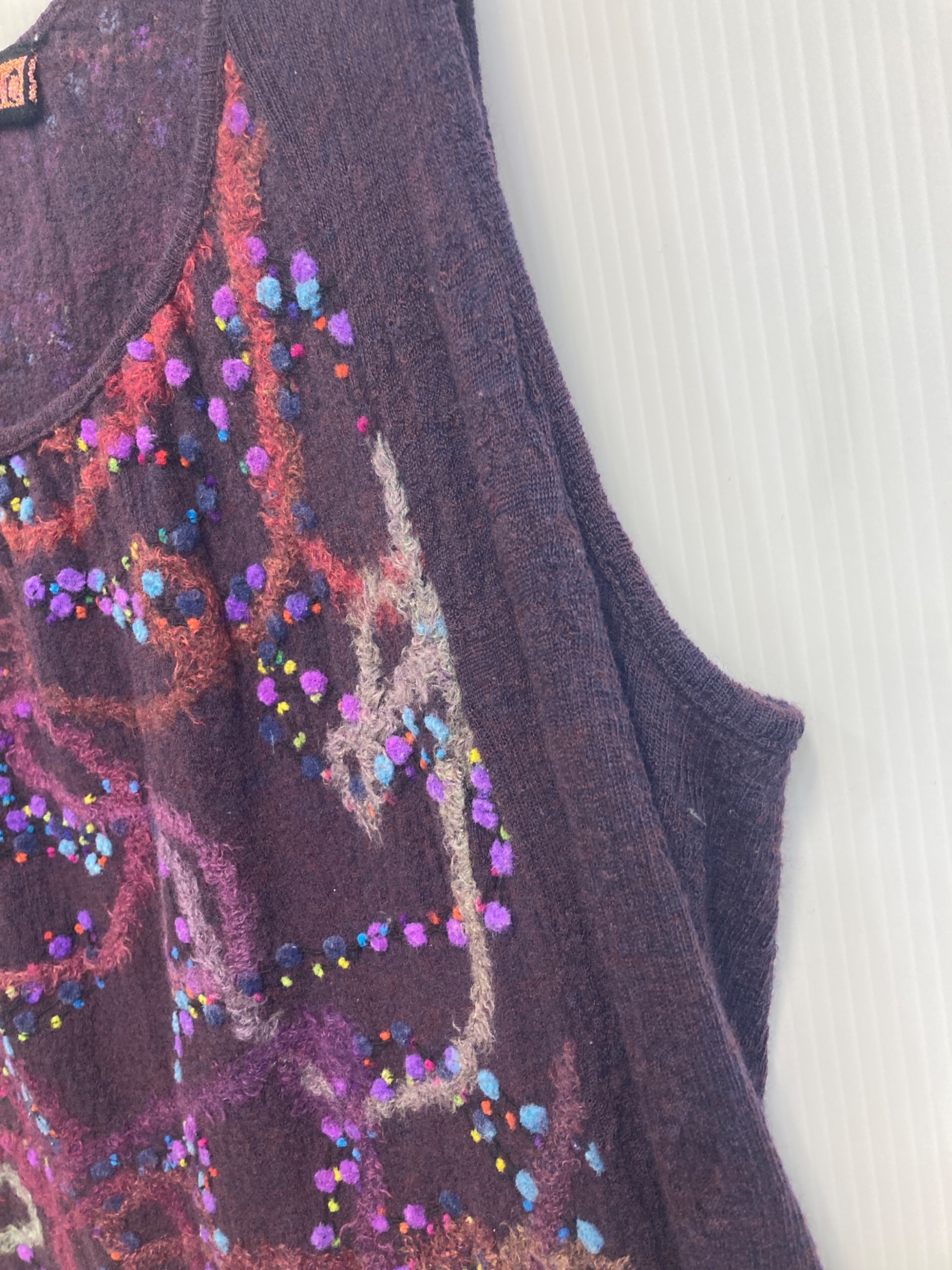 M.＆KYOKO ノースリーブチュニック マルチカラー 中古・古着通販】M.&KYOKO (エムアンドキョウコ) 刺繍デザイン