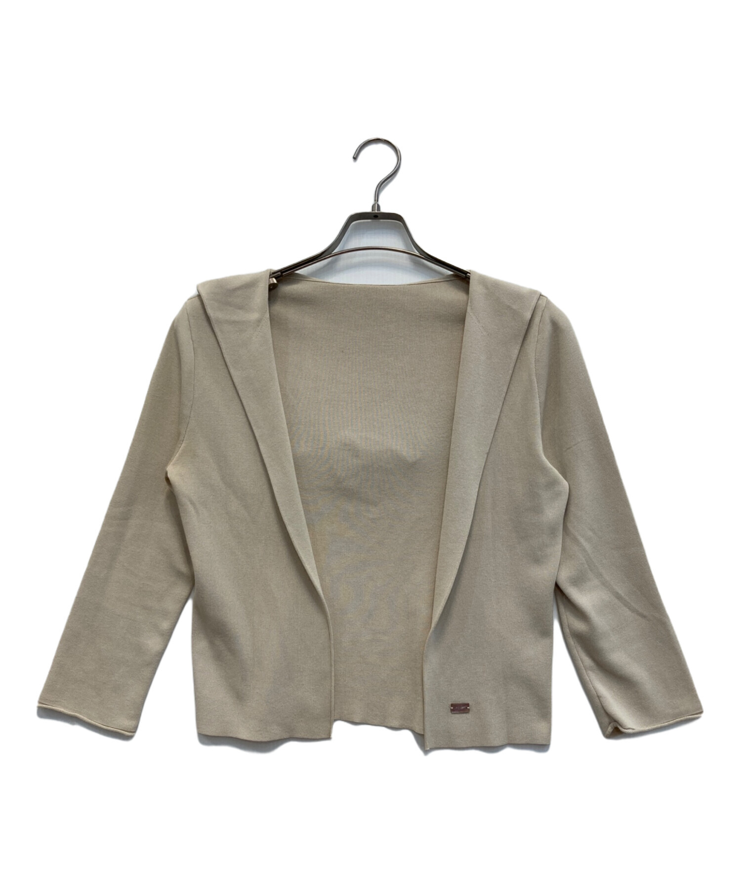 美品✨5.7万 FOXEY カーディガンリラックスフーディ サイズ40 ベージュ 中古・古着通販】FOXEY (フォクシー) Cardigan Relax Houdie ベージュ