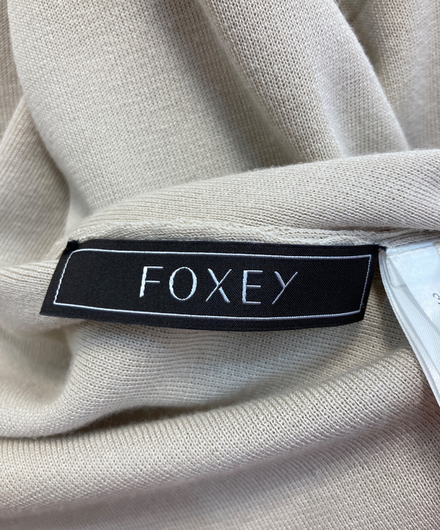 中古・古着通販】FOXEY (フォクシー) Cardigan Relax Houdie ベージュ