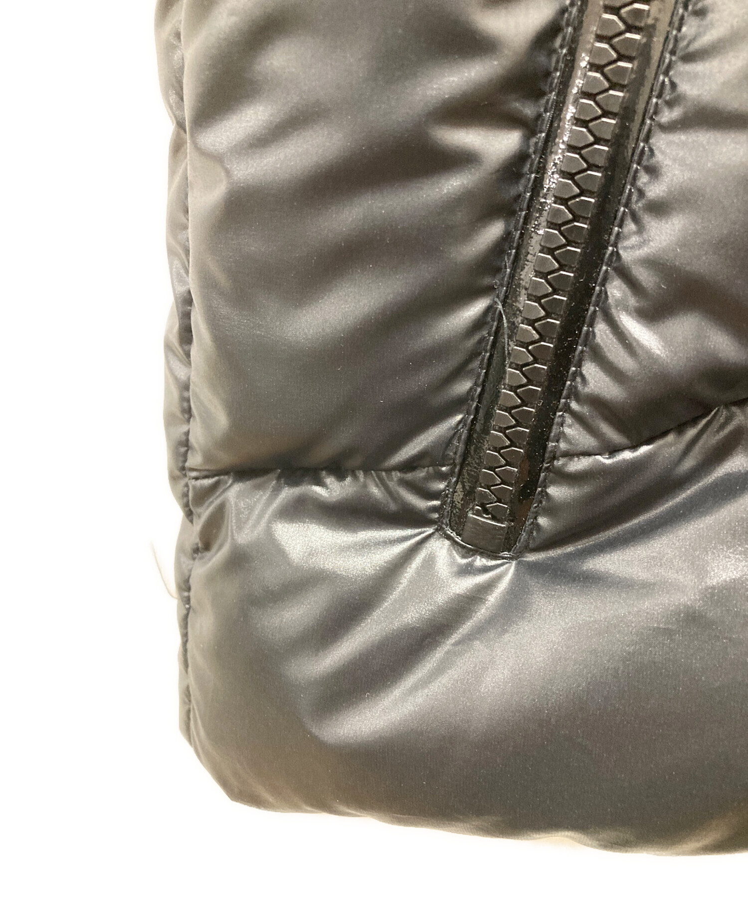 中古・古着通販】MONCLER (モンクレール) ロゴ ラバーワッペン ダウン