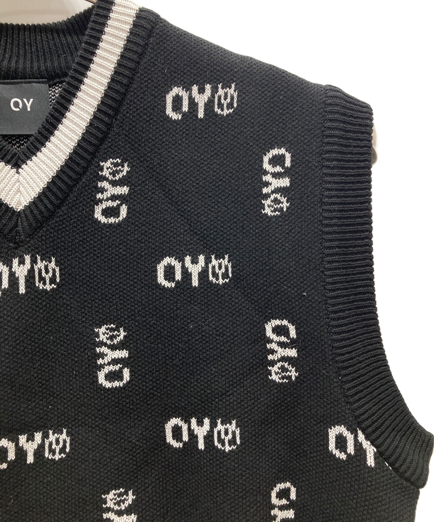 中古・古着通販】OY (オーワイ) ロゴモノグラムベスト ブラック サイズ 