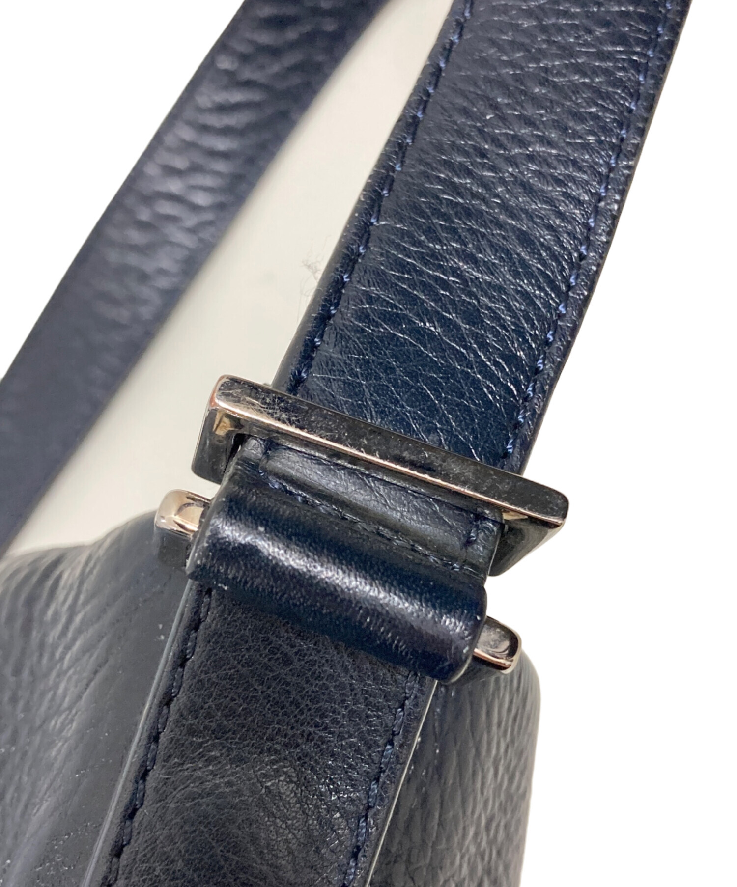 中古・古着通販】HIROFU (ヒロフ) ヴィータ Hロゴ刻印ショルダーバッグ