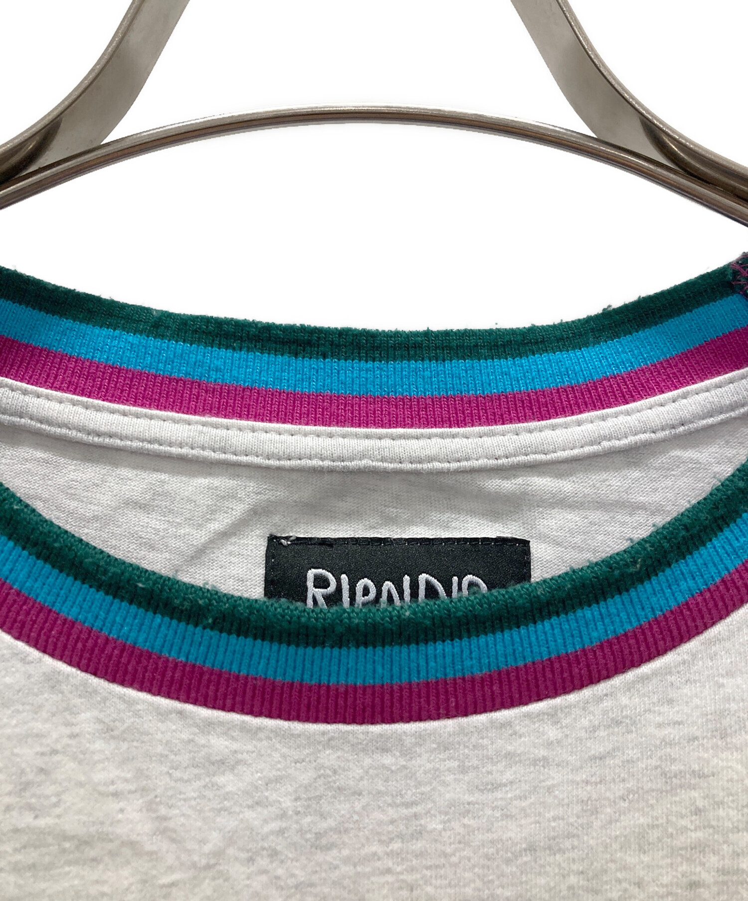 中古・古着通販】RIPNDIP (リップンディップ) ロゴ刺繍Tシャツ グレー