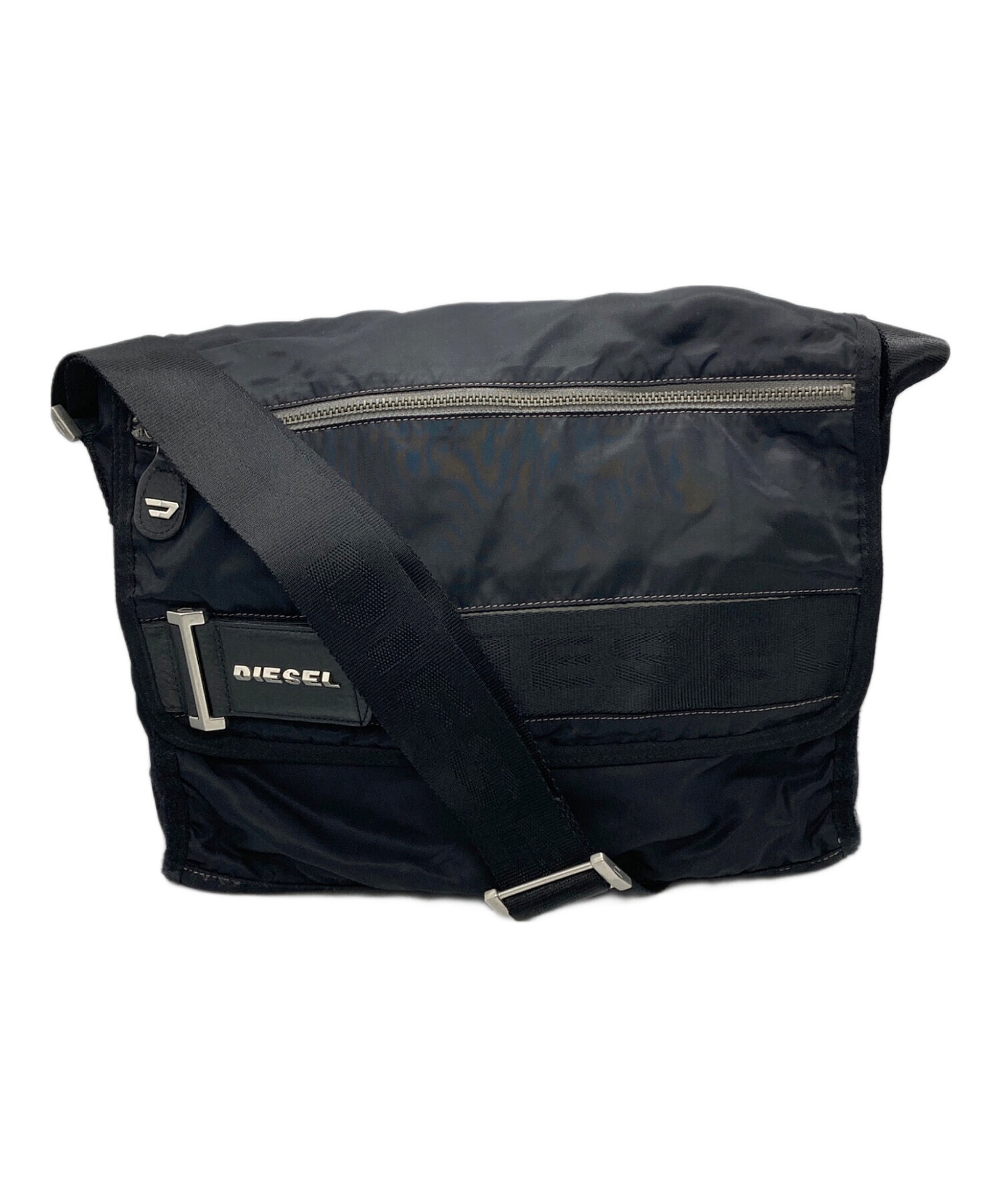 【未使用級】DIESELディーゼル 黒　メッセンジャー レザー　ナイロン　A4 中古・古着通販】DIESEL (ディーゼル) メッセンジャーバッグ ブラック