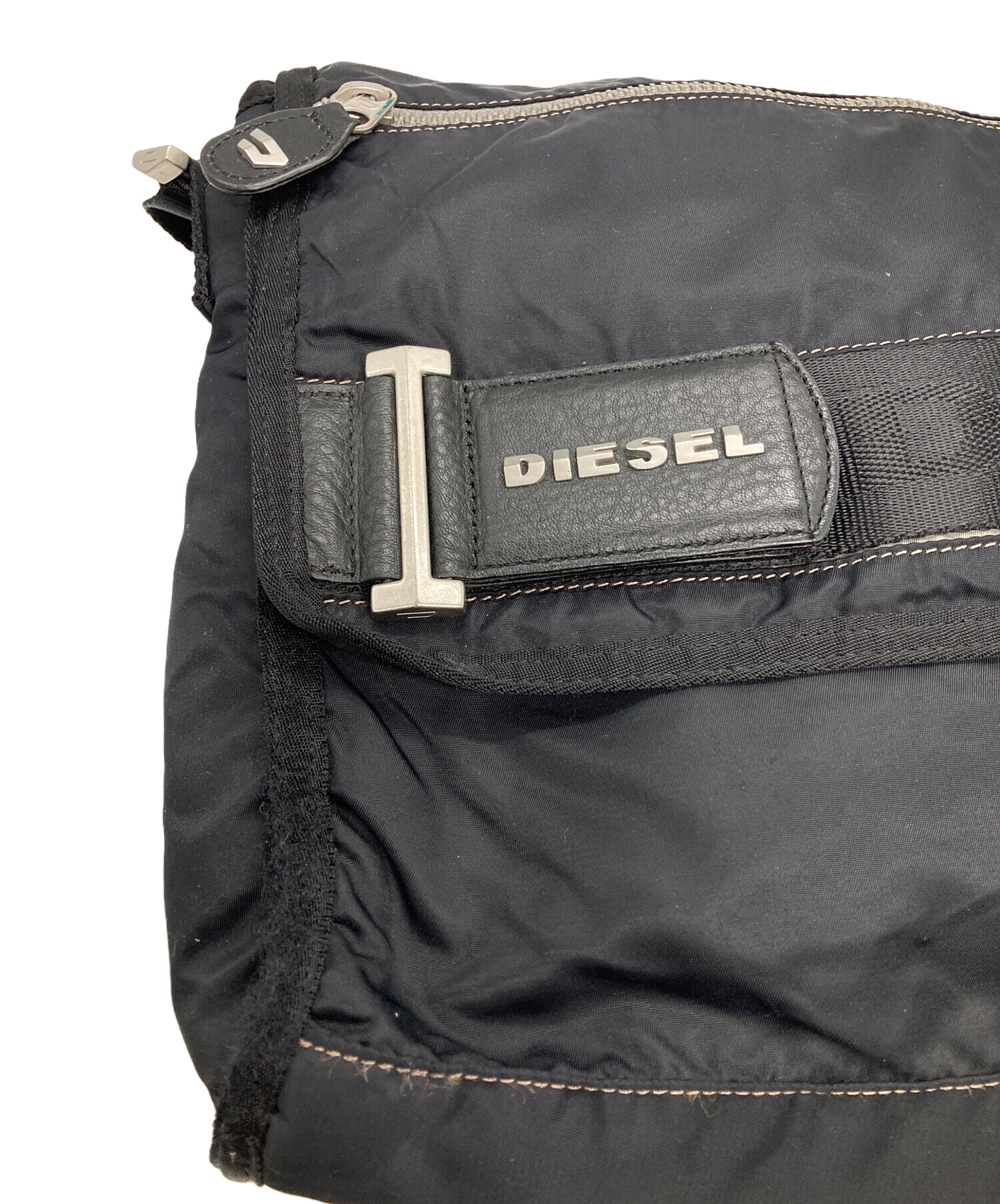 【未使用級】DIESELディーゼル 黒　メッセンジャー レザー　ナイロン　A4 中古・古着通販】DIESEL (ディーゼル) メッセンジャーバッグ ブラック