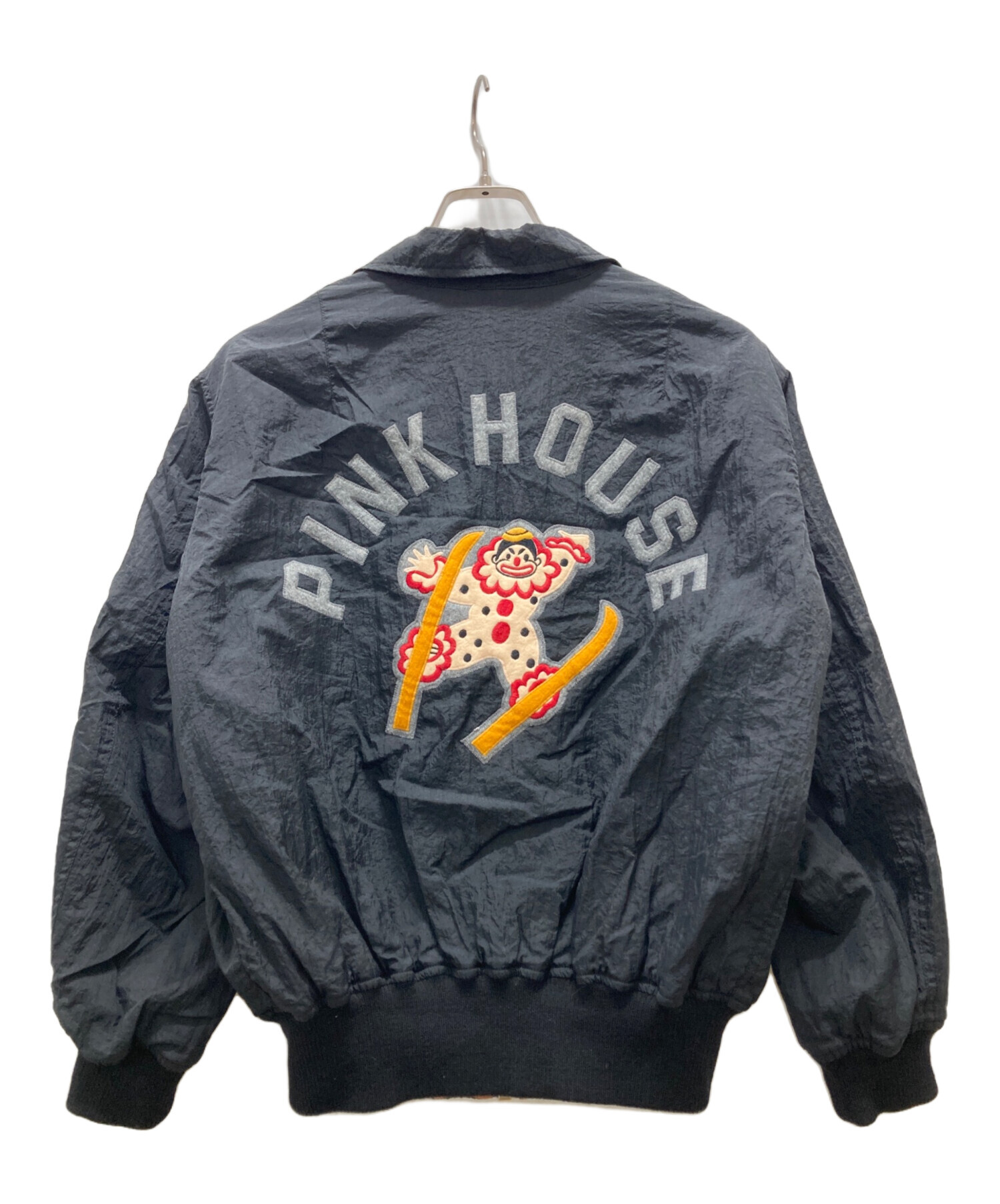 【美品】ピンクハウス (取り外し可)フード、ワッペン前後付き中綿入ジャンパー 美品】ピンクハウス (取り外し可)フード、ワッペン前後付き中綿入