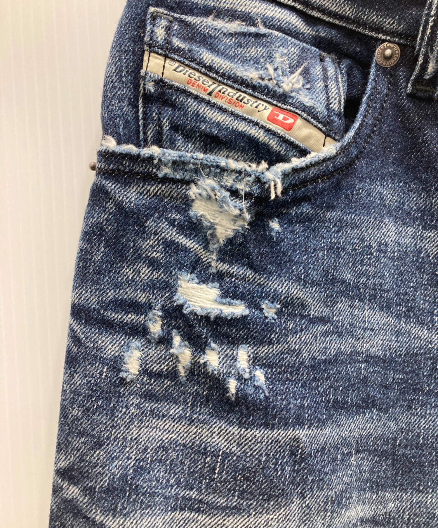 中古・古着通販】DIESEL (ディーゼル) D SARKデニムパンツ インディゴ 