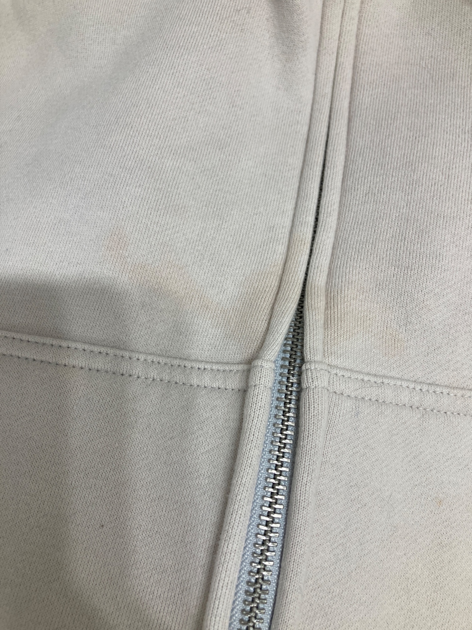 中古・古着通販】stussy (ステューシー) ジップパーカー ホワイト