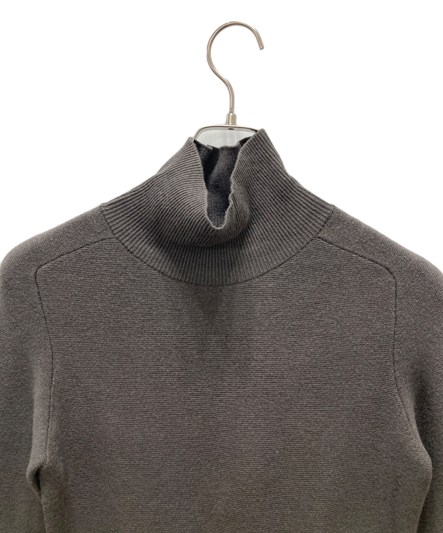 anuans フレアーミニニットワンピース　グレー 中古・古着通販】anuans (アニュアンス) フレアーミニニットワンピース