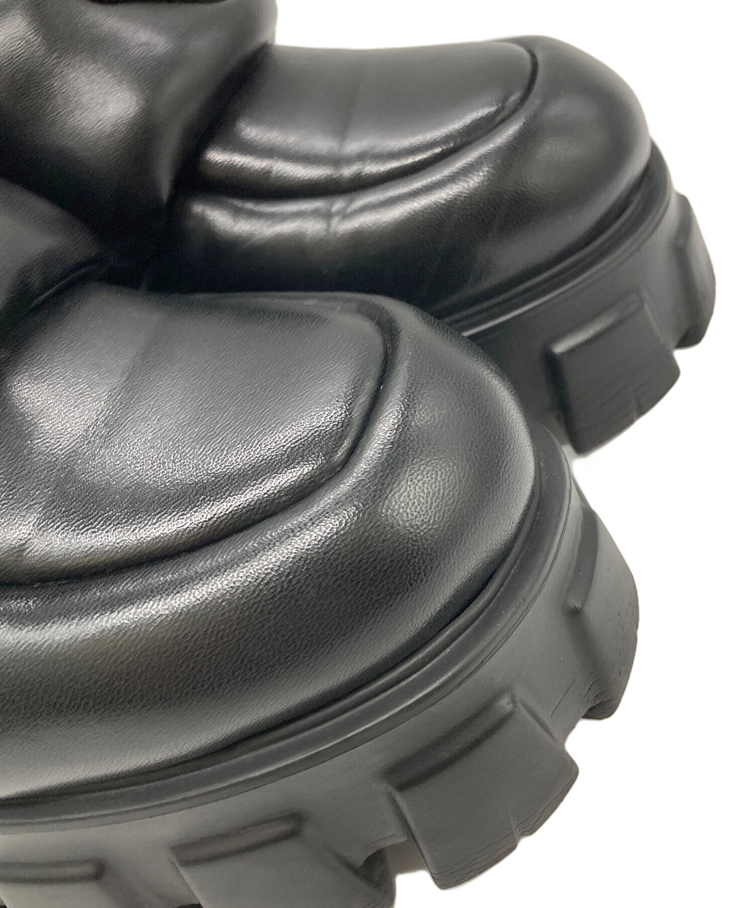 中古・古着通販】PRADA (プラダ) ロゴプレートソフトパデッドナッパ