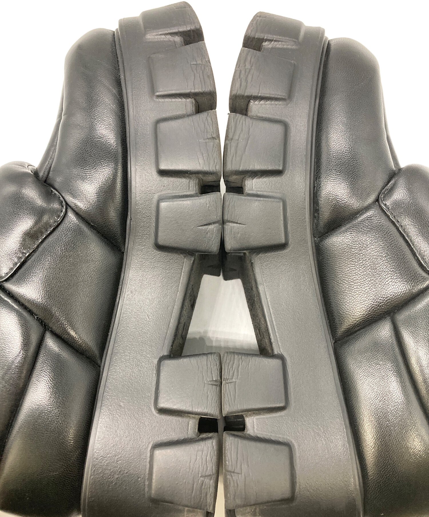 中古・古着通販】PRADA (プラダ) ロゴプレートソフトパデッドナッパ
