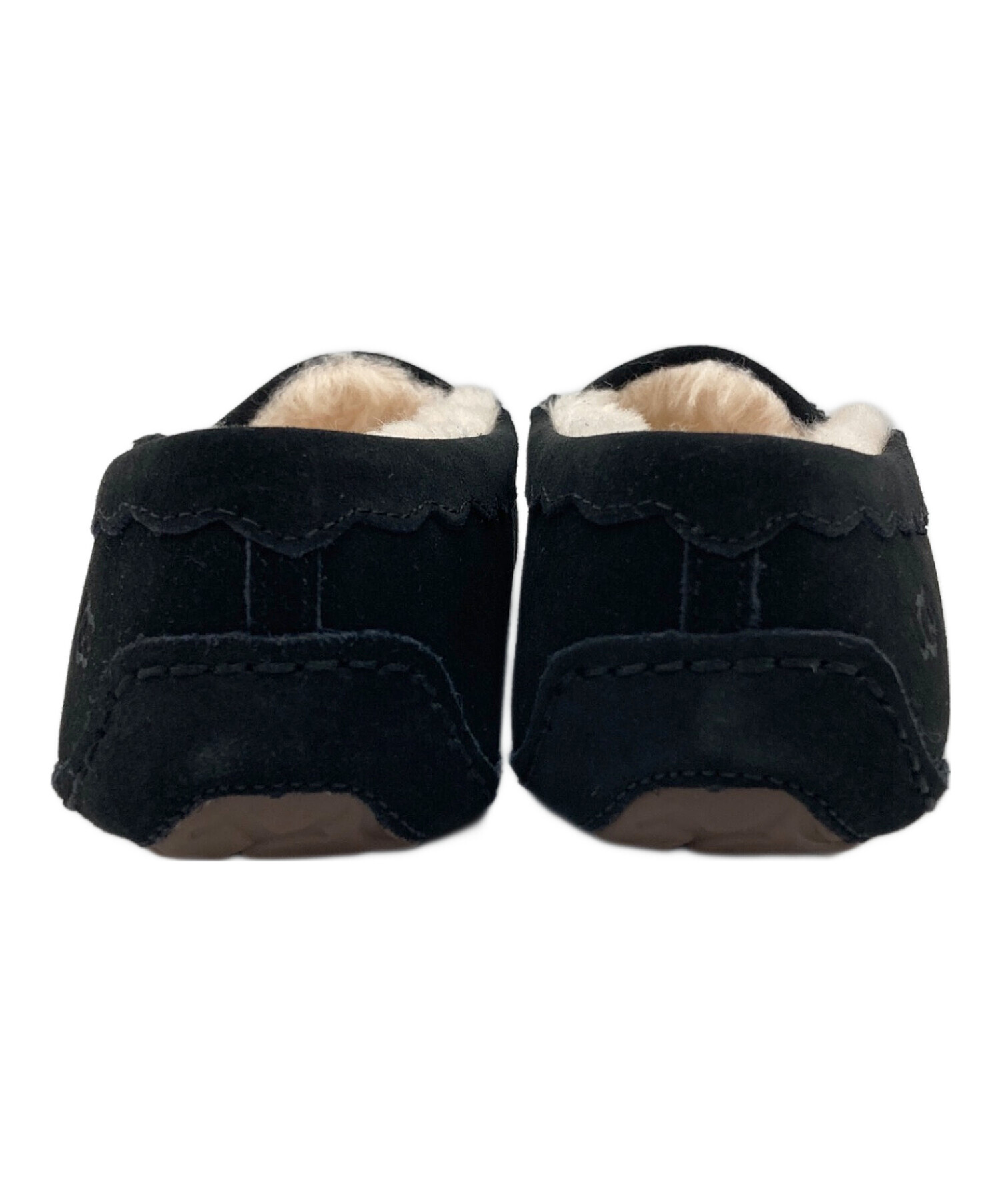 中古・古着通販】UGG (アグ) SCALLOPED MOC ブラック サイズ:24