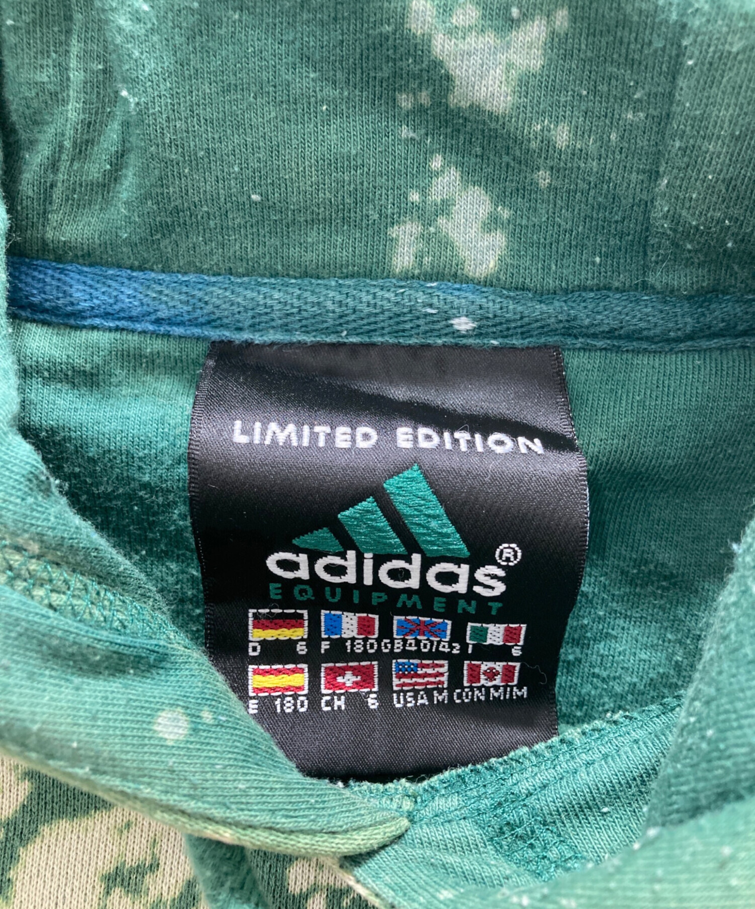 adidas EQUIPMENT 刺繍ロゴ パーカー 黒×緑 XO 【公式通販】