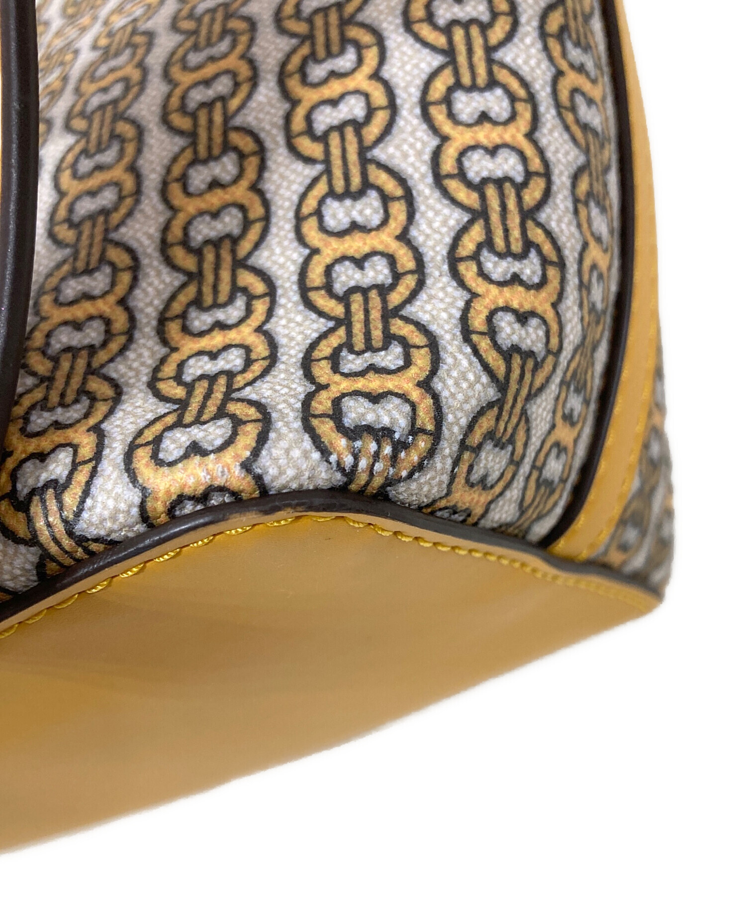 Tory Burch トリーバーチ　リブウエストドレス　イエロー　20年モデル Tory Burch Eyelet Embroidered ストライプドレス｜大政絢さん着用