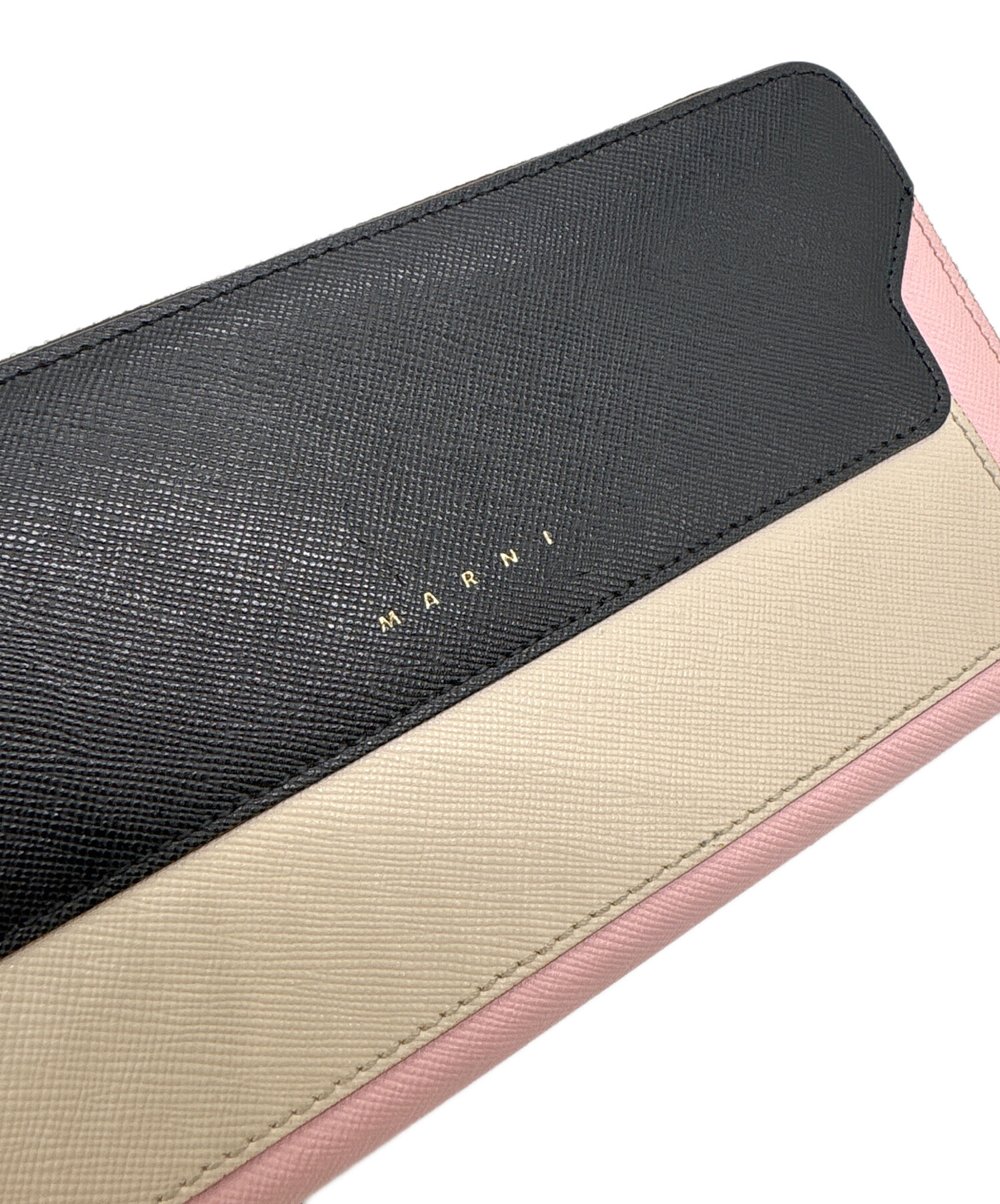 中古・古着通販】MARNI (マルニ) ラウンドウォレット ピンク｜ブランド