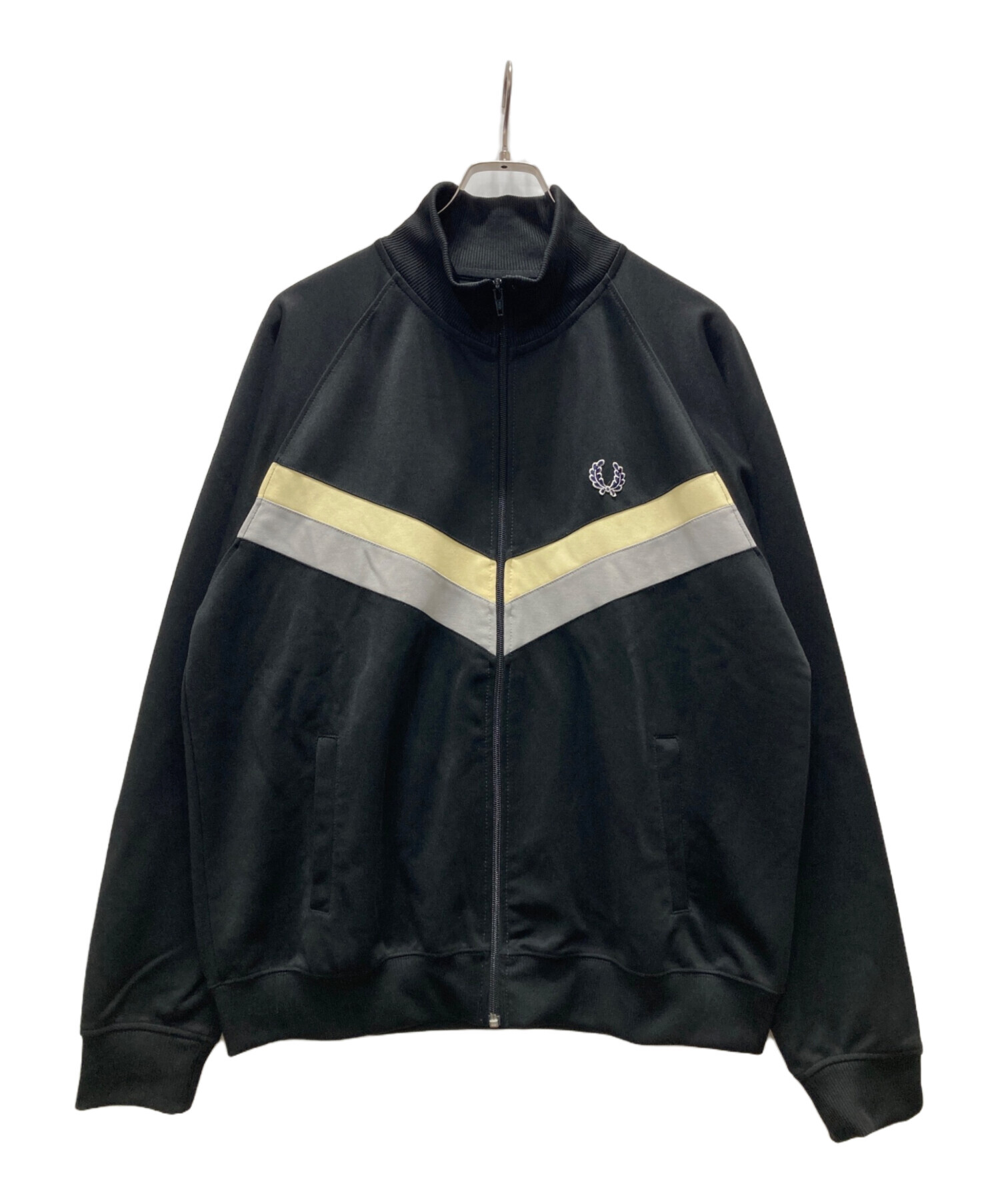 【FRED PERRY】 トラックジャケット旧モデルレア 中古・古着通販】FRED PERRY (フレッドペリー) 欧州製 月桂樹トラック