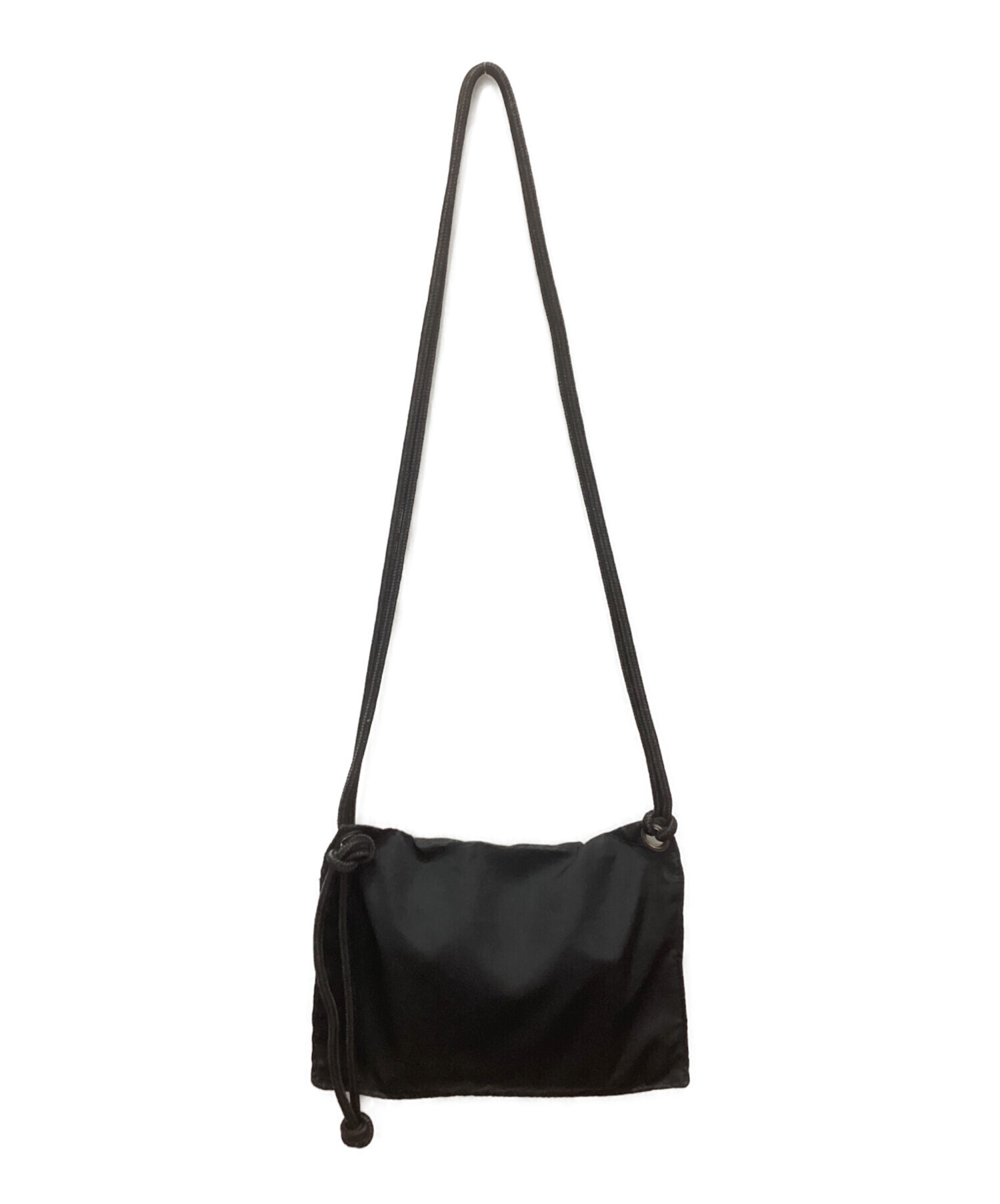 【未使用】marimekko マリメッコ ブラック ショルダーバッグ ナイロン 中古・古着通販】marimekko (マリメッコ) ショルダーバッグ ブラック