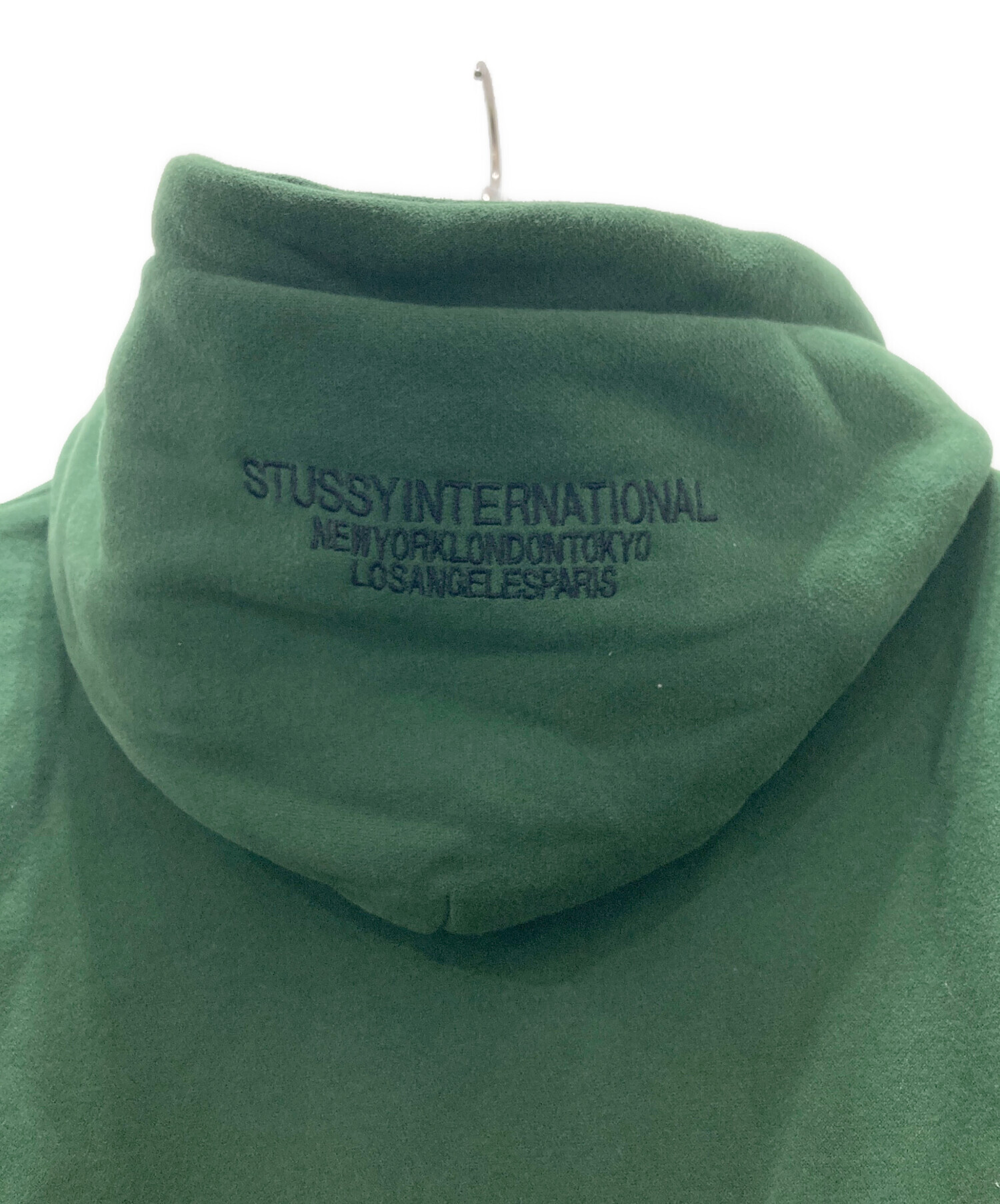 中古・古着通販】stussy (ステューシー) 刺繍ロゴプルオーバーパーカー