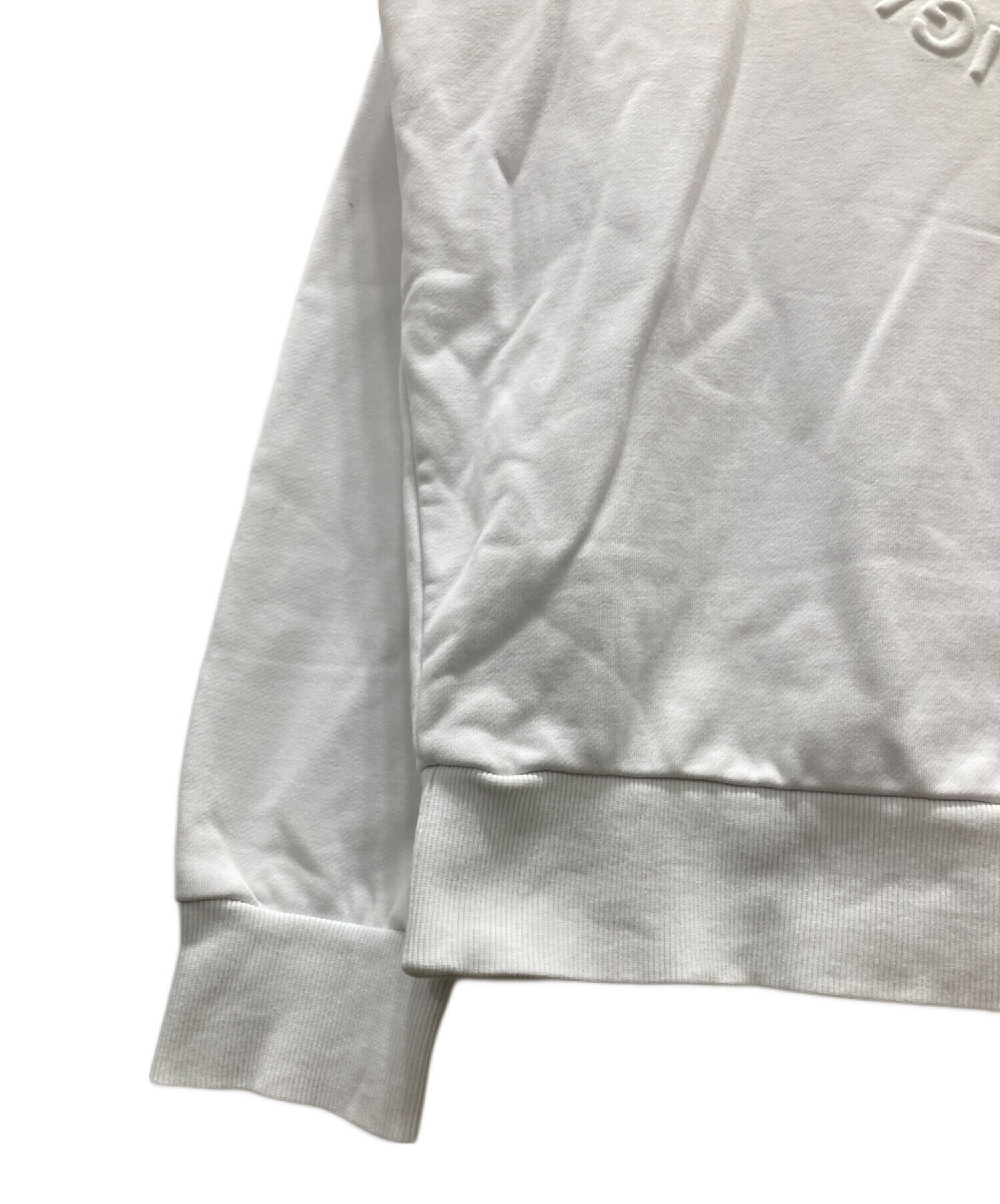 中古・古着通販】DIESEL (ディーゼル) エンボス加工ロゴスウェット