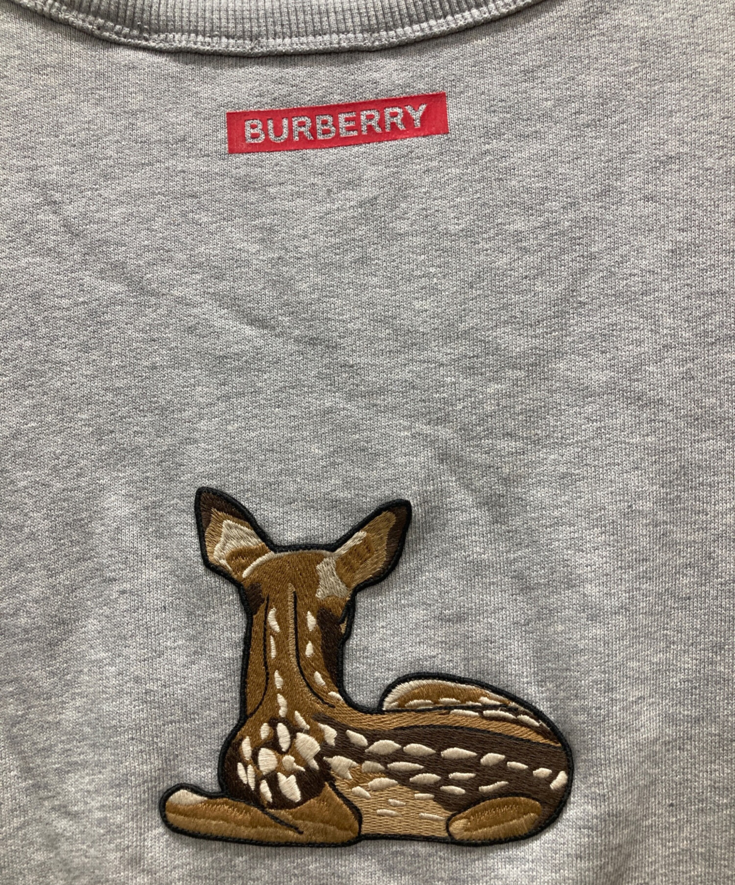 BURBERRY バンビ カシミヤ 鹿 ニット セーター Deer バーバリー 中古・古着通販】BURBERRY (バーバリー) バンビワッペン スウェット