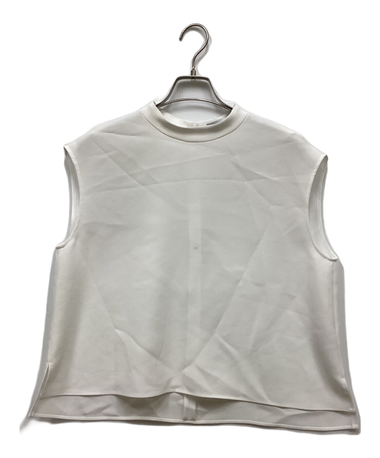 *新品未使用タグ付き*アベニールエトワール　半袖　カットソー(38サイズ) 新品未使用タグ付き*アベニールエトワール半袖カットソー(38サイズ)